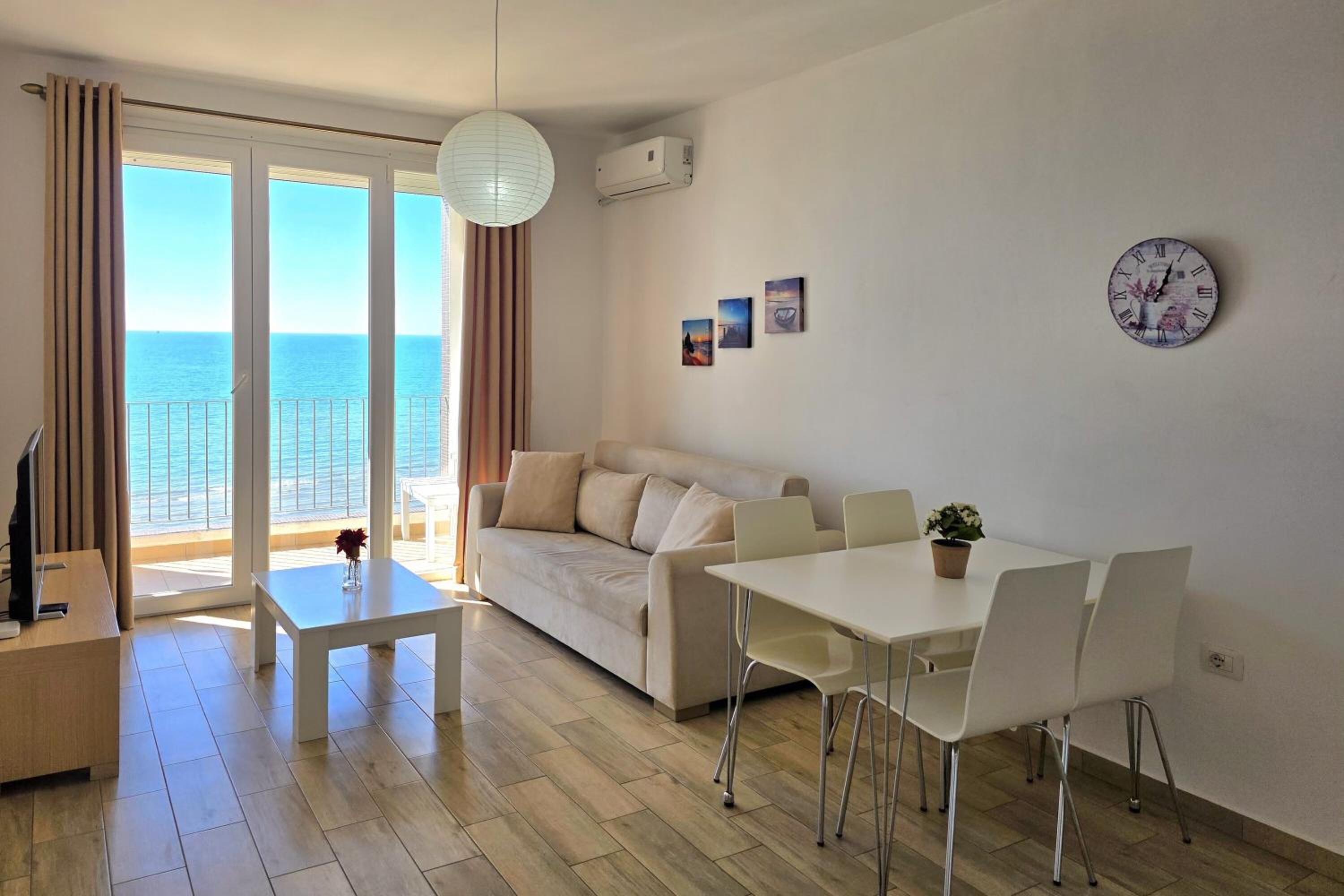 Vista del Mare 120 - Happy Rentals