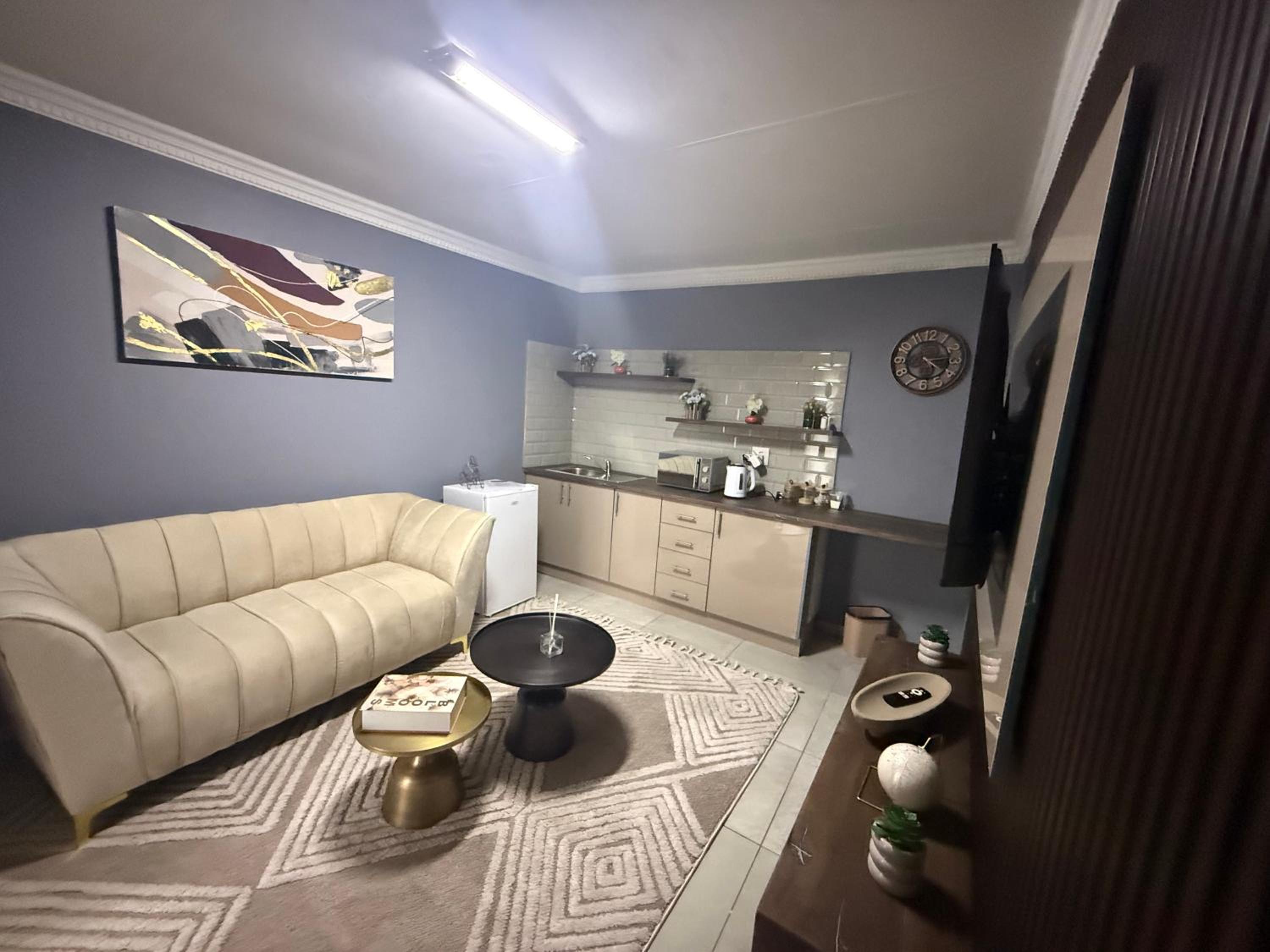 UbuntuLifeStyleEstate-Premium Suite
