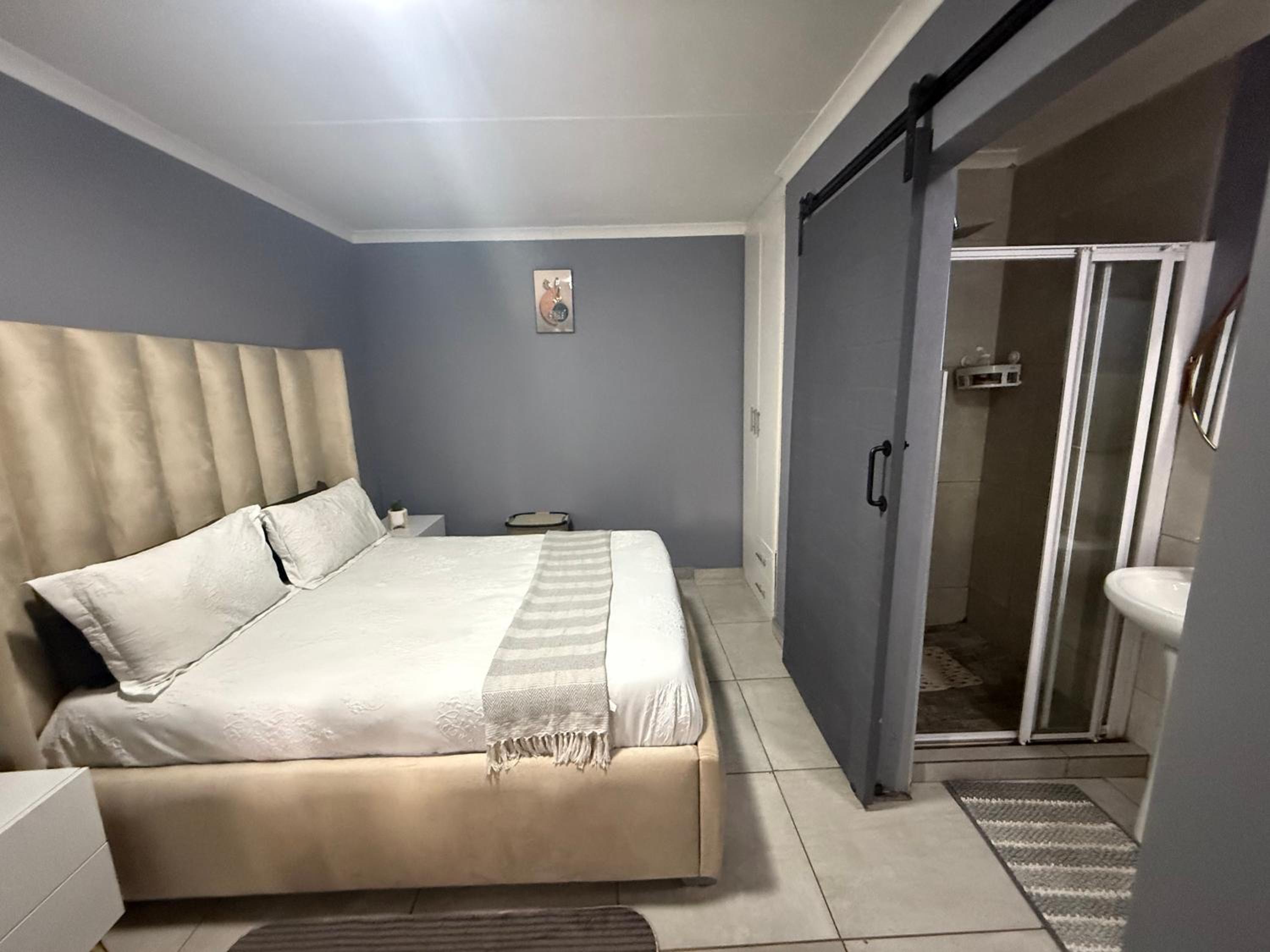 UbuntuLifeStyleEstate-Premium Suite