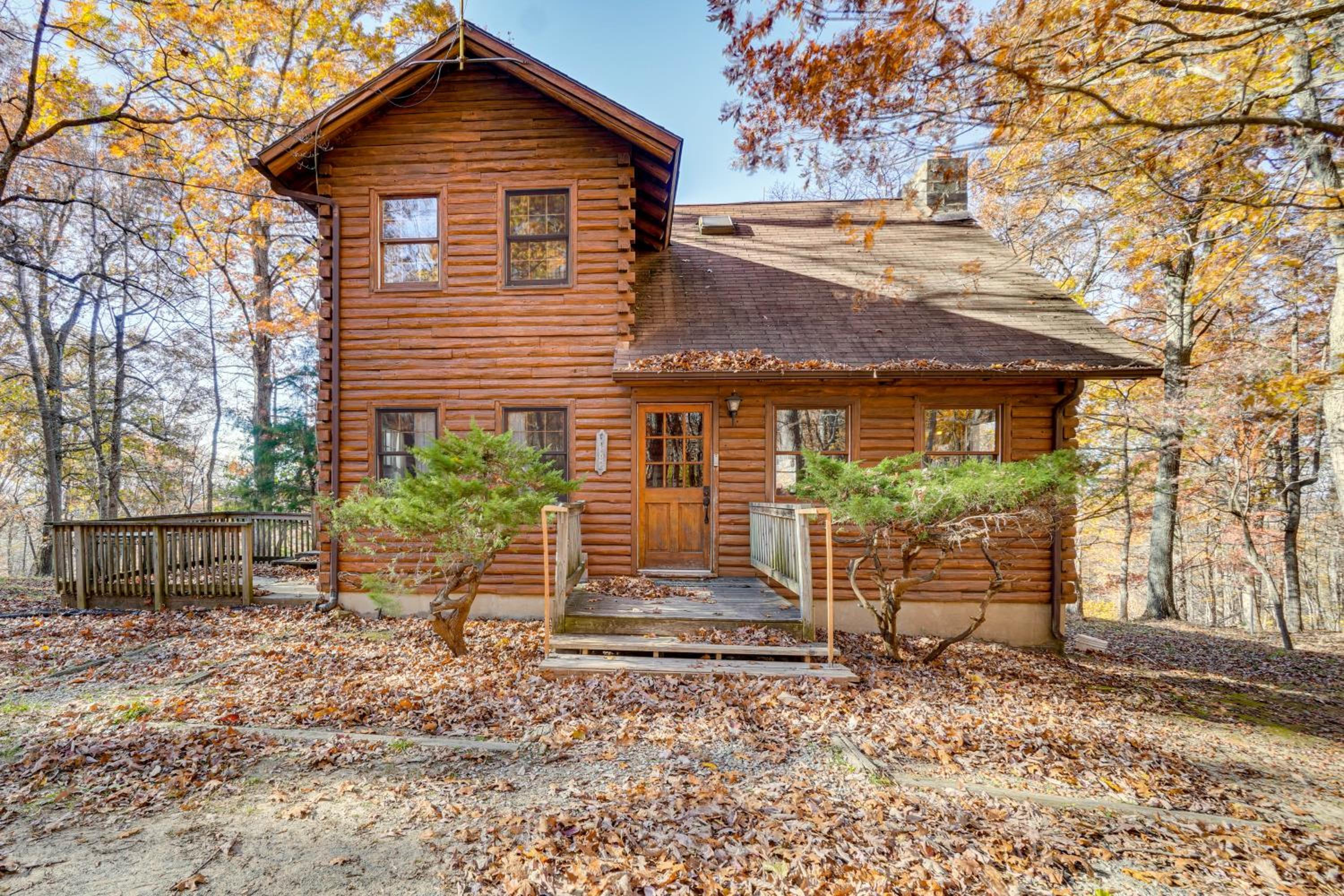 On-Site Trails, Pond! Rustic Harpers Ferry Cabin