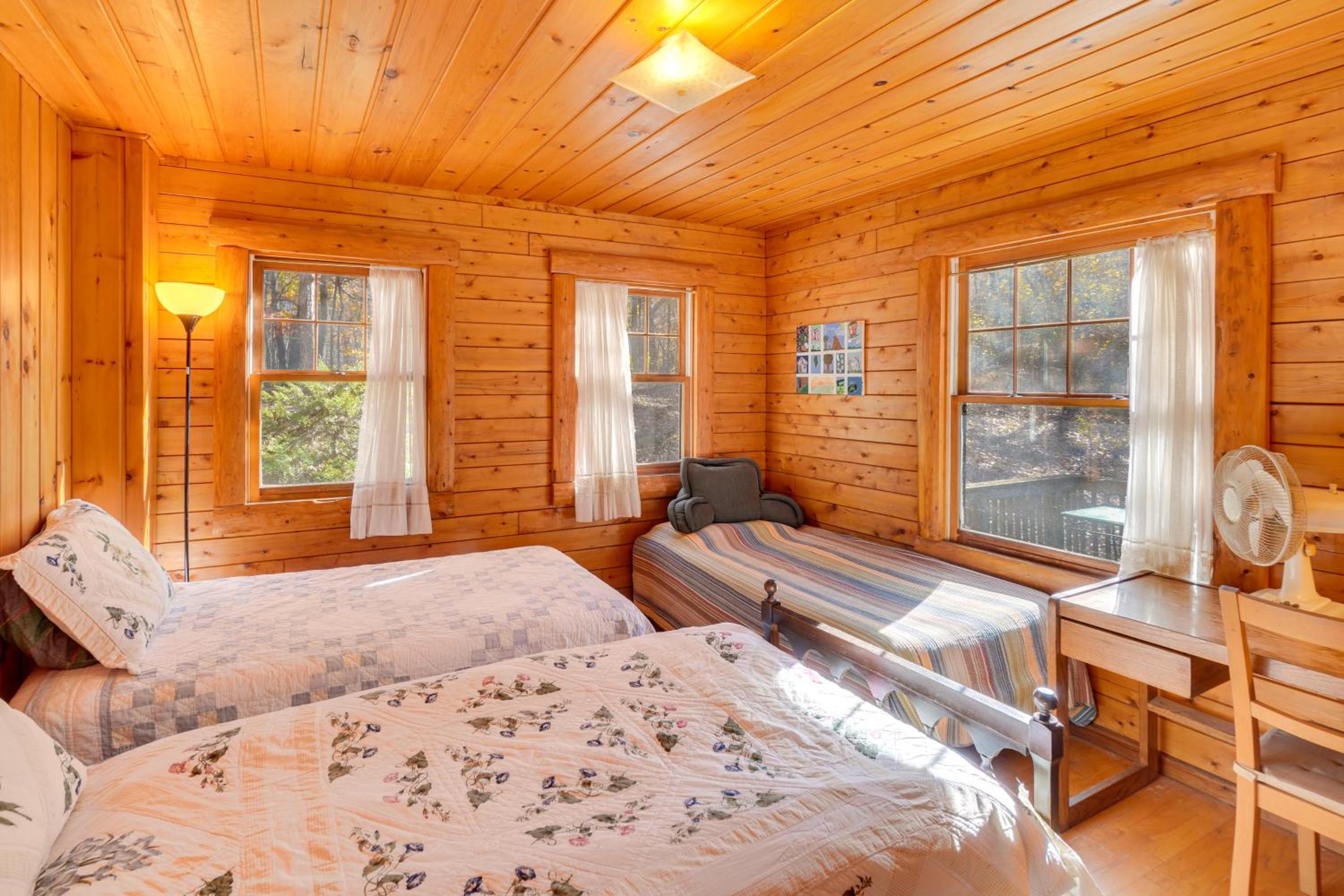 On-Site Trails, Pond! Rustic Harpers Ferry Cabin
