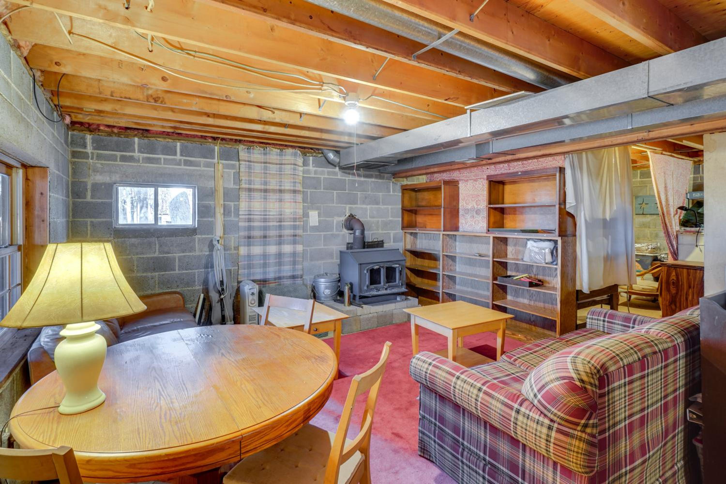 On-Site Trails, Pond! Rustic Harpers Ferry Cabin