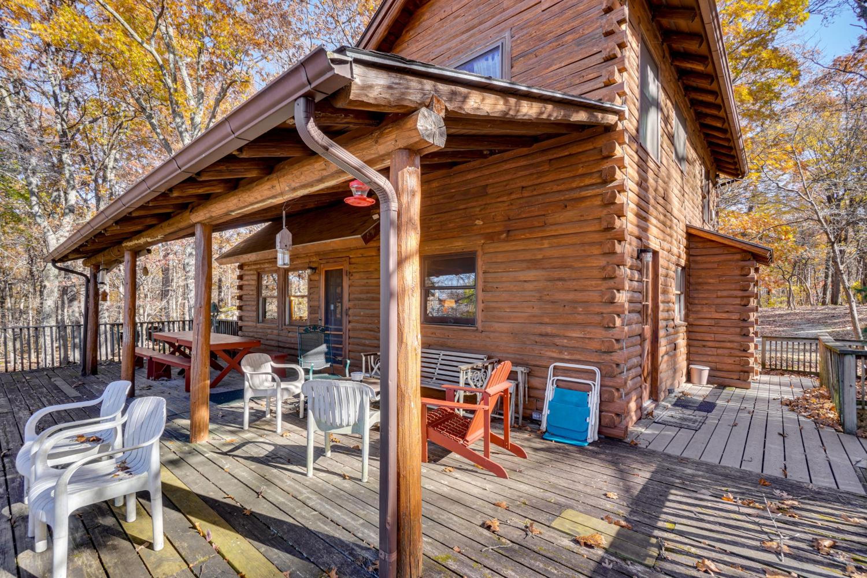 On-Site Trails, Pond! Rustic Harpers Ferry Cabin