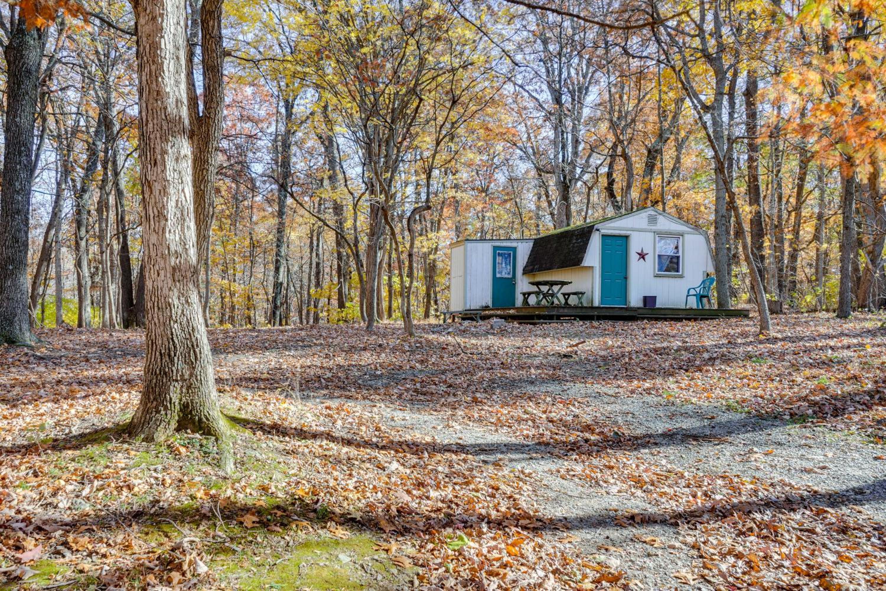 On-Site Trails, Pond! Rustic Harpers Ferry Cabin