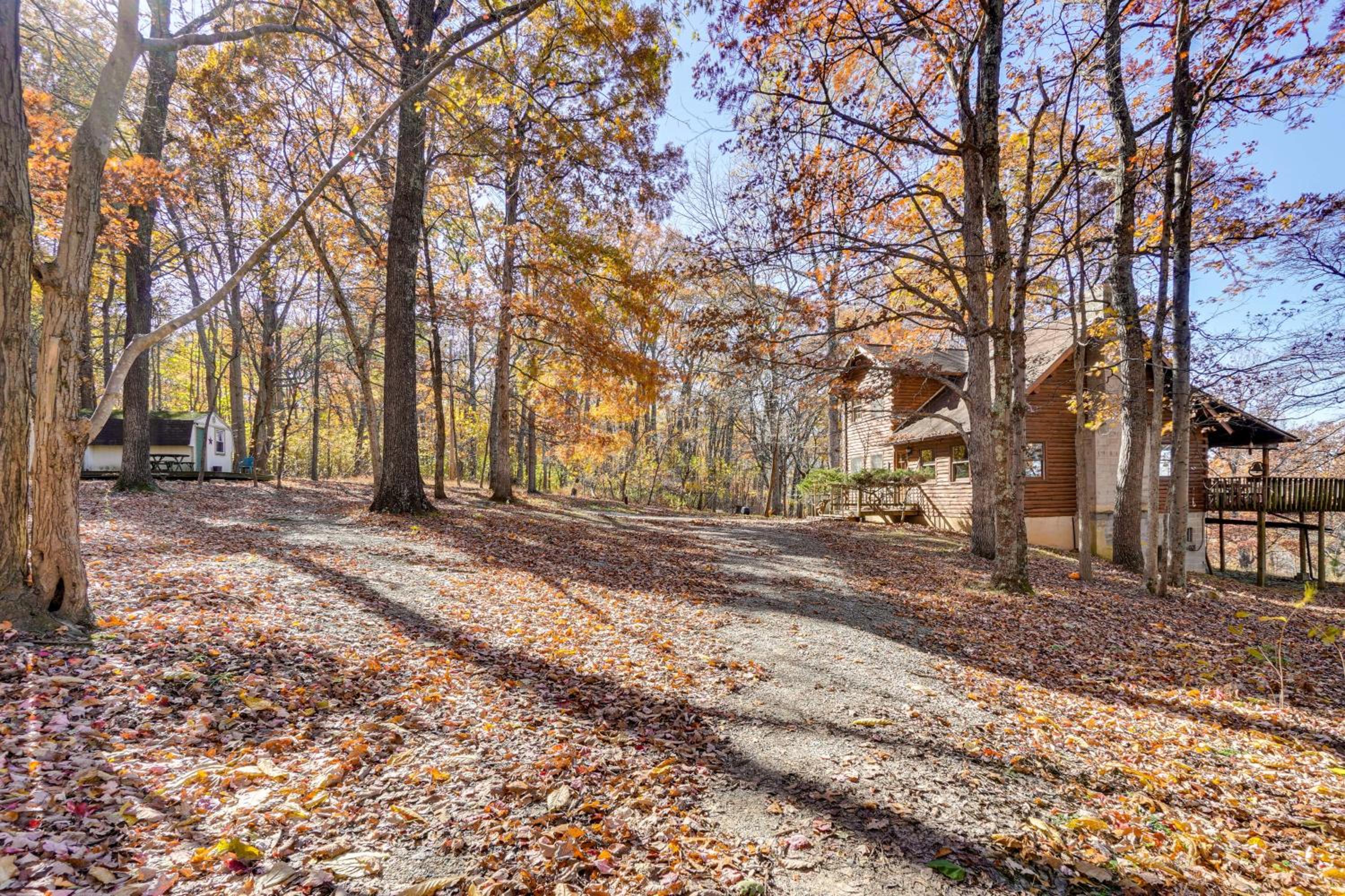 On-Site Trails, Pond! Rustic Harpers Ferry Cabin