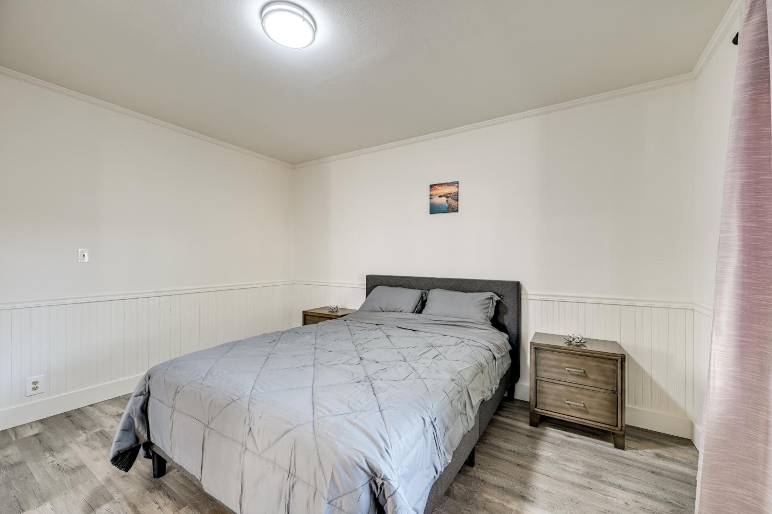 3 Mi to Auburn Station! Commuter-Friendly Home
