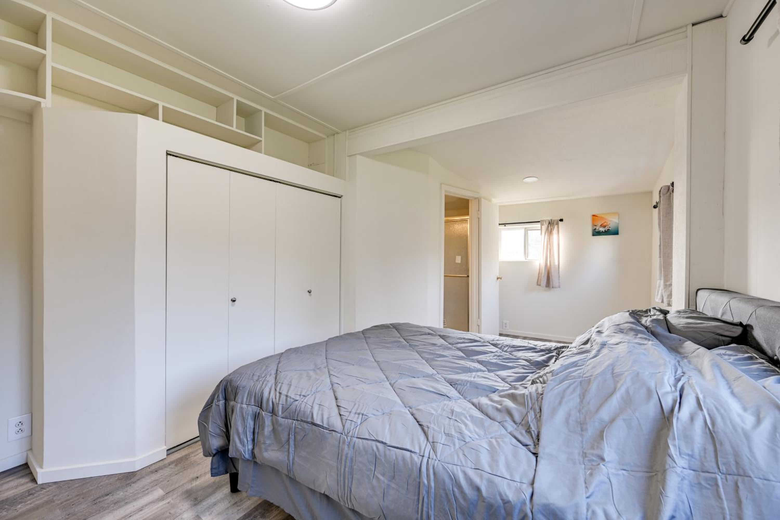 3 Mi to Auburn Station! Commuter-Friendly Home