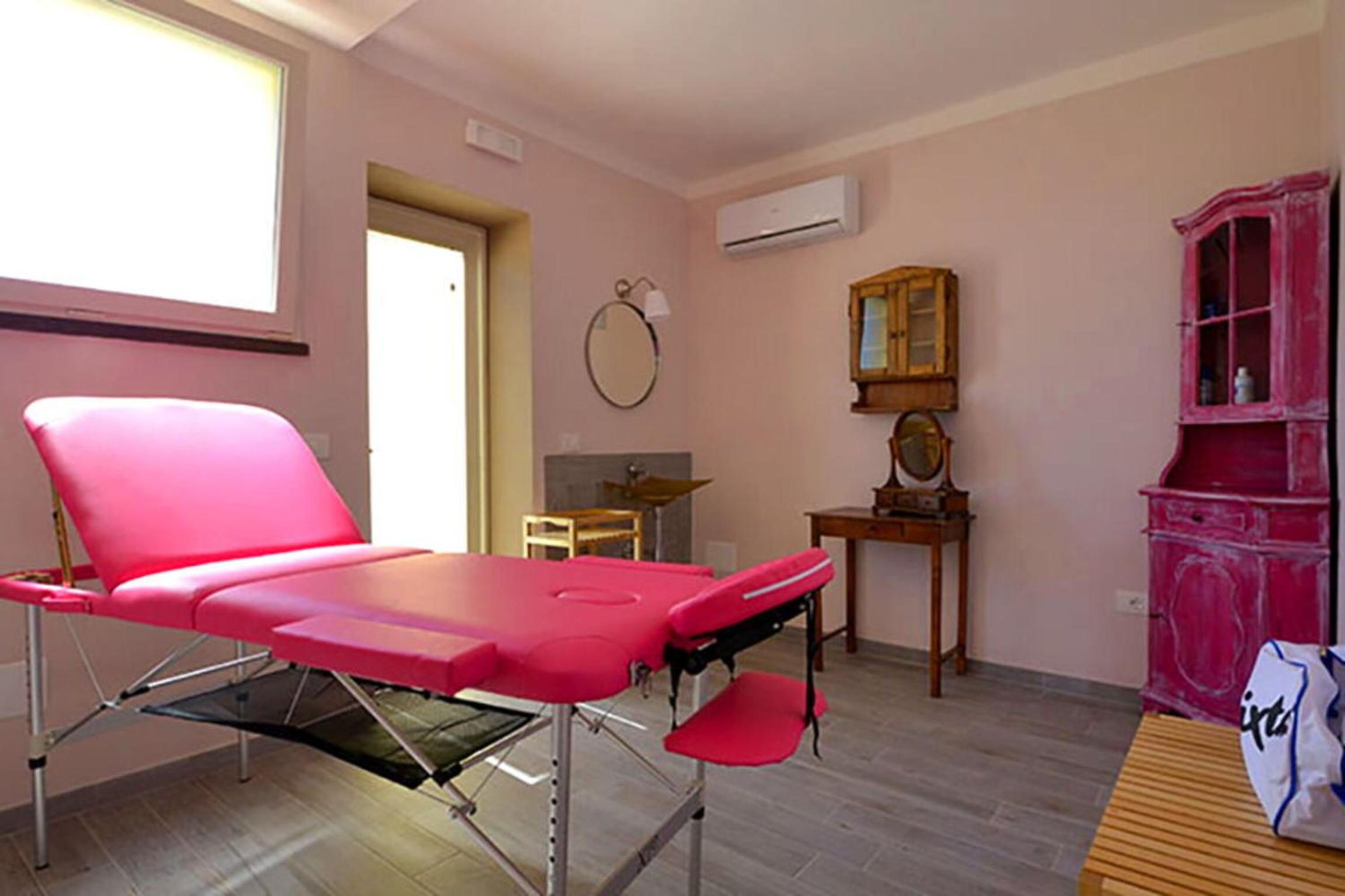 Suite Orchidea Seaside and Pool