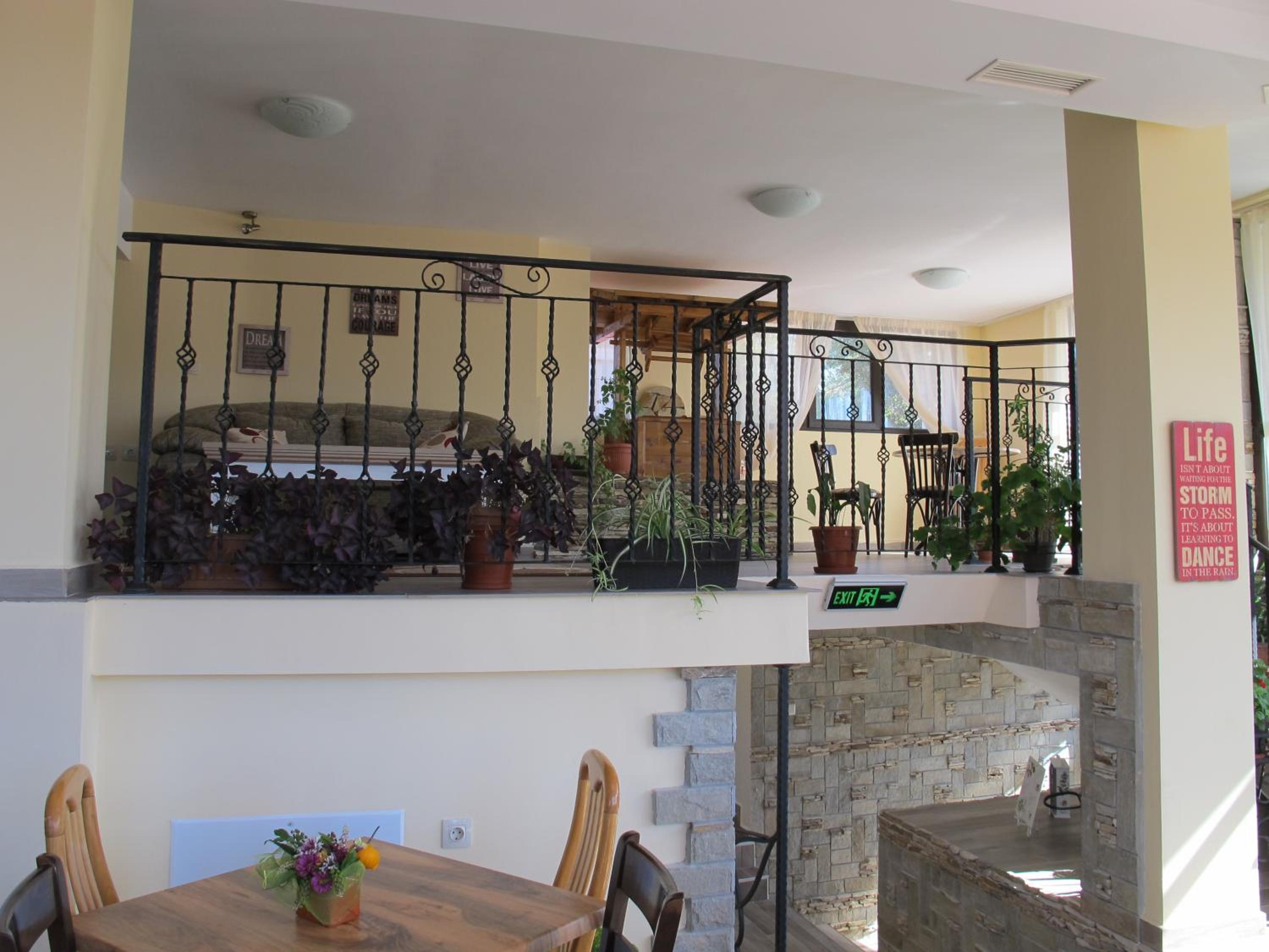 Guest House & Bistro Lefterova