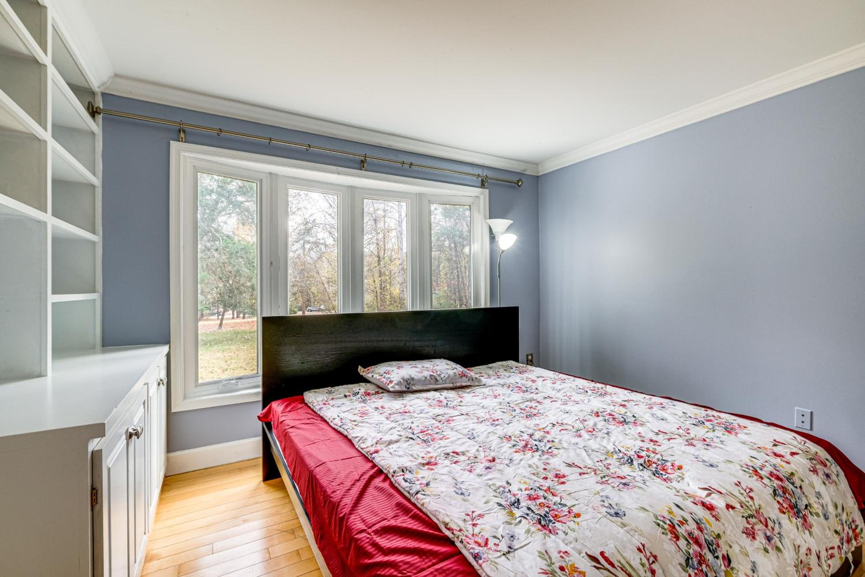 Serene and Spacious! Family-Friendly Catharpin Home