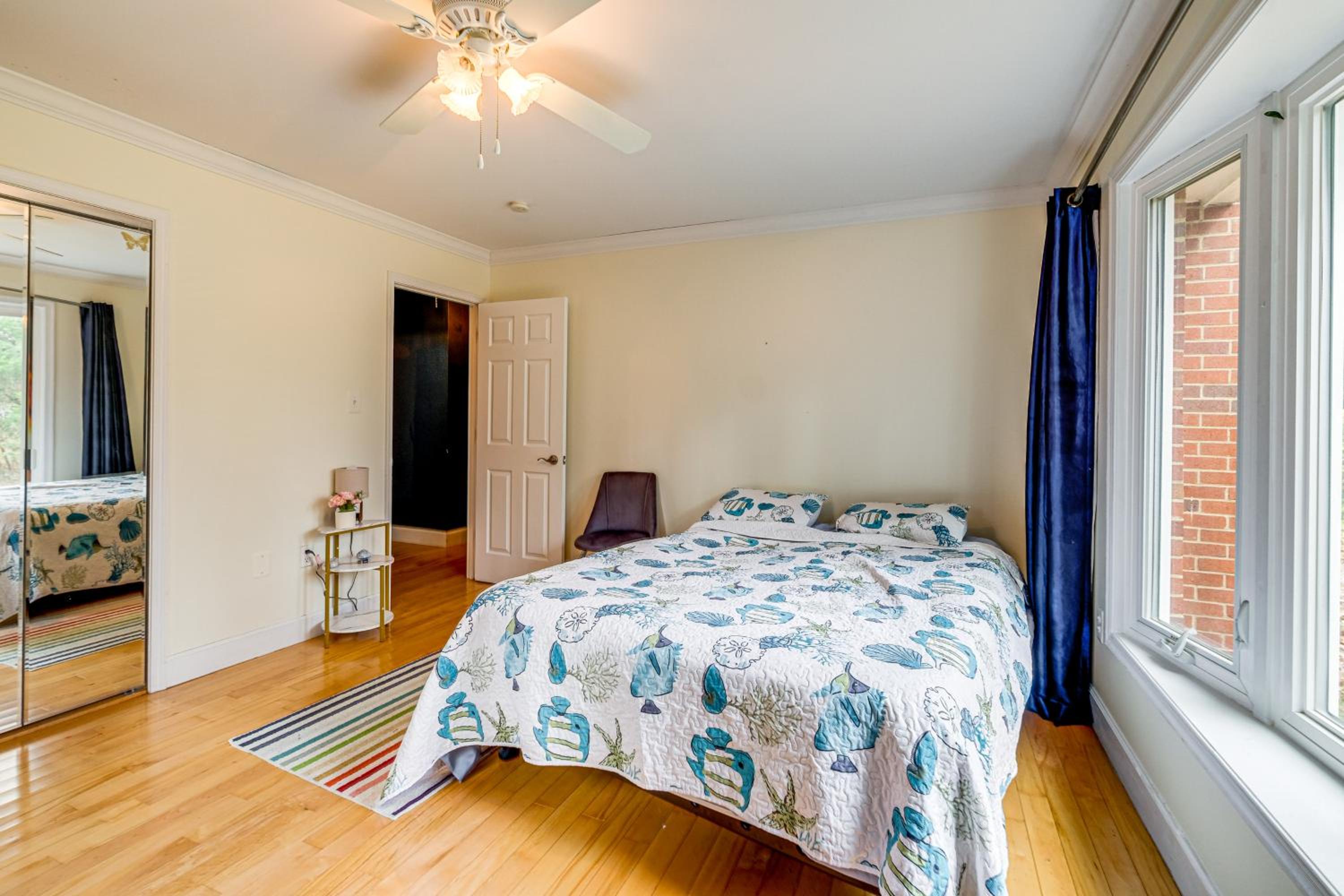 Serene and Spacious! Family-Friendly Catharpin Home