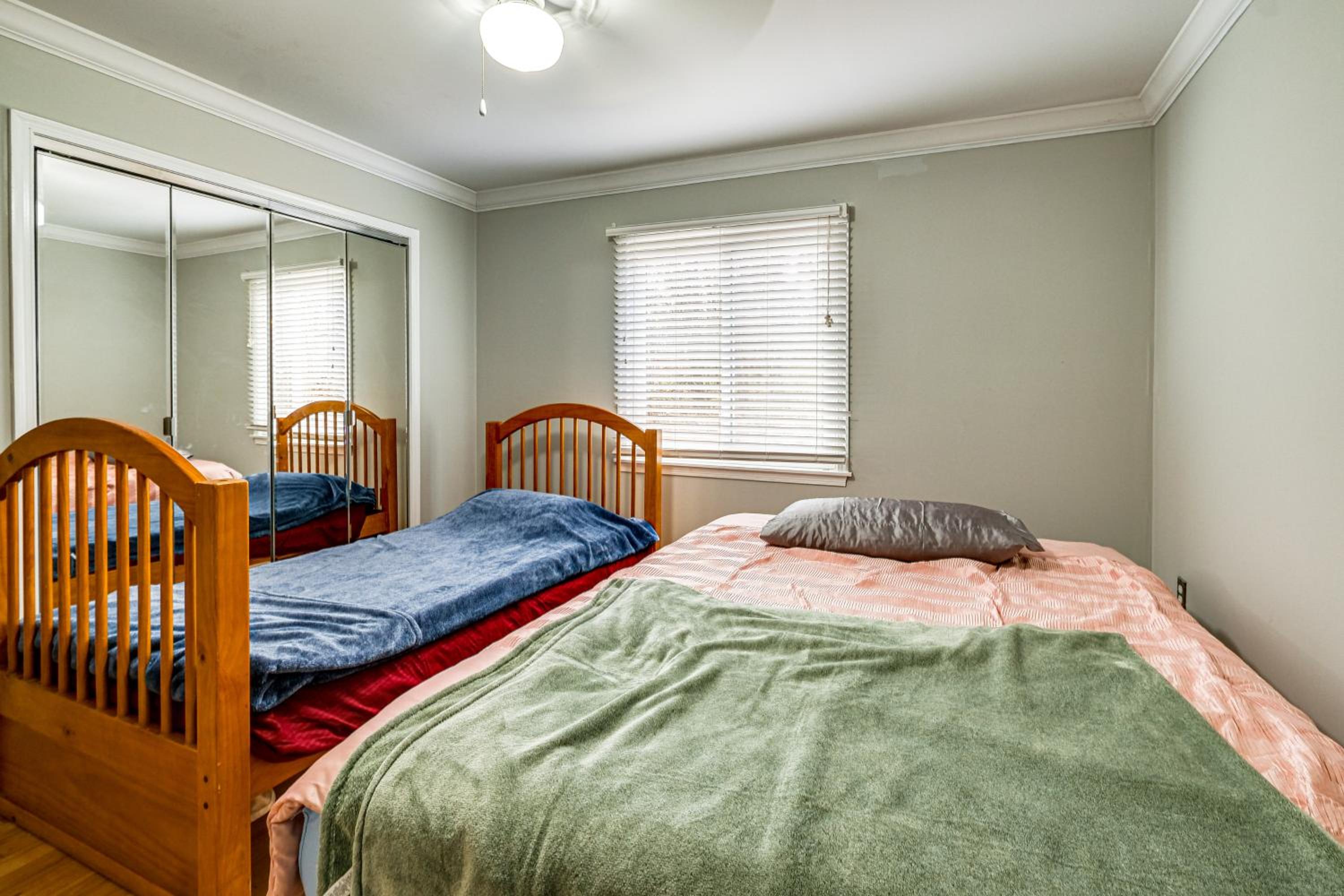 Serene and Spacious! Family-Friendly Catharpin Home