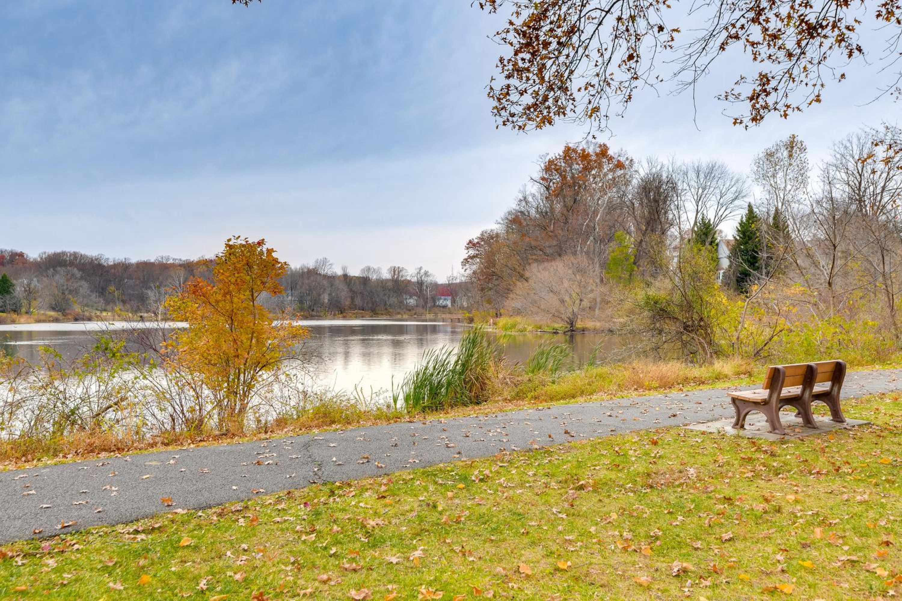 Tranquil Townhouse Retreat with Deck in Germantown!
