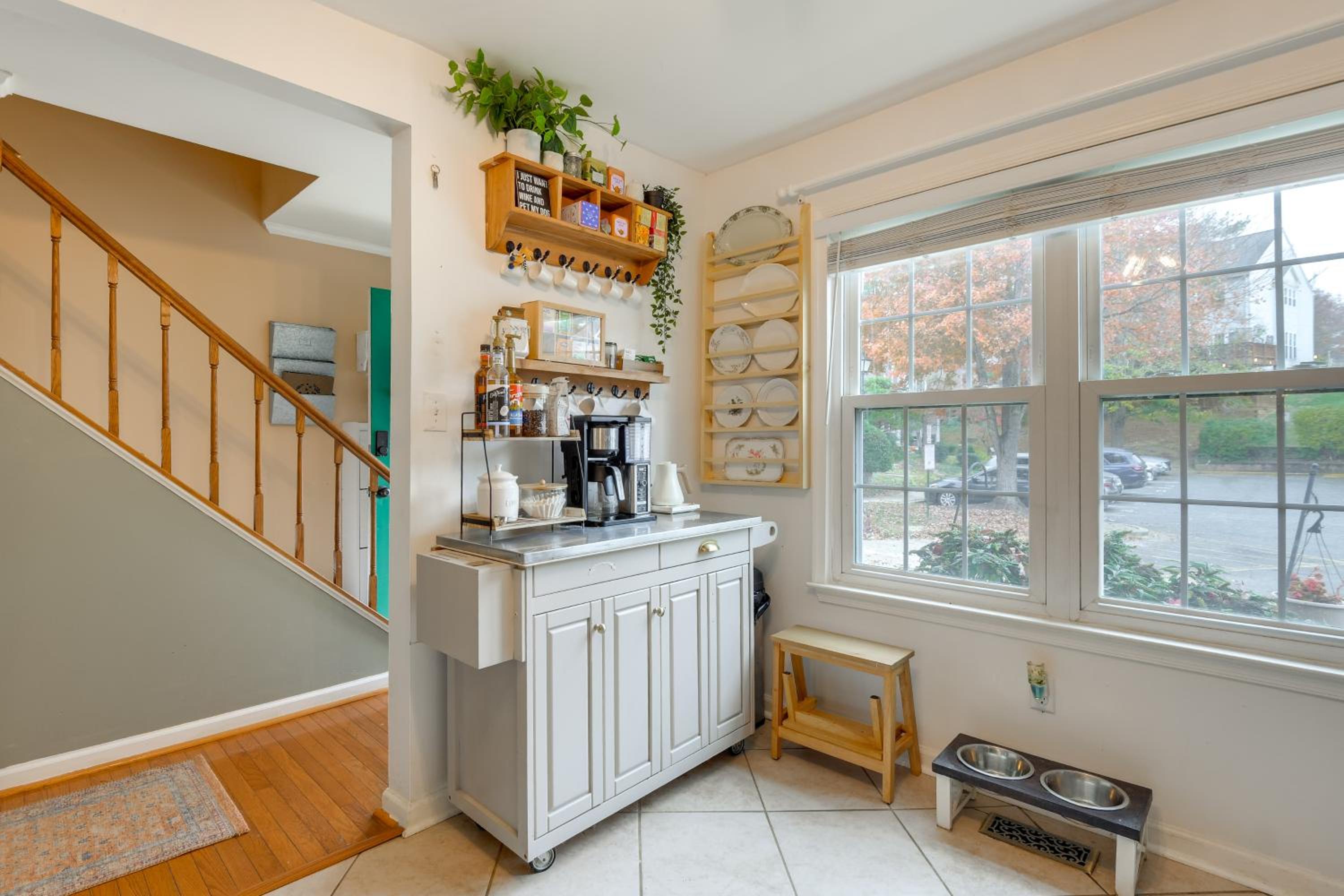 Tranquil Townhouse Retreat with Deck in Germantown!