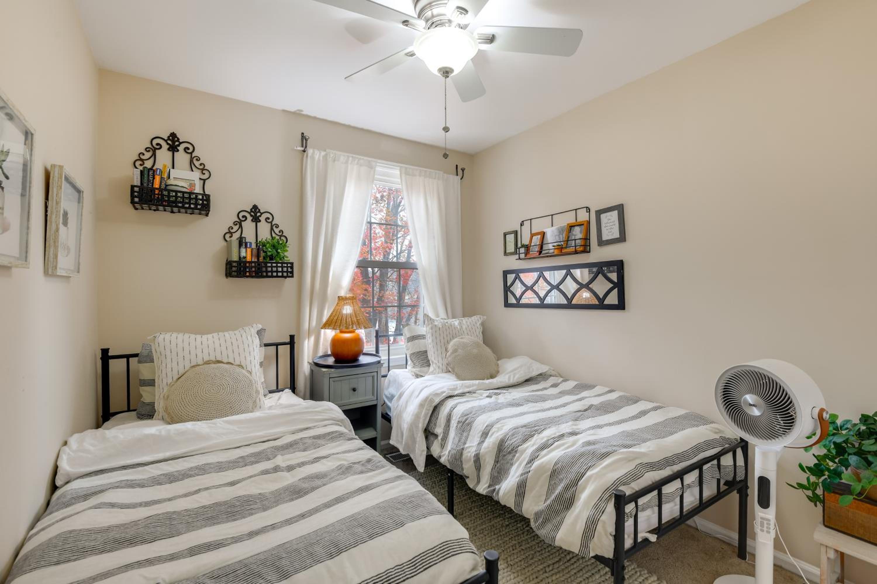 Tranquil Townhouse Retreat with Deck in Germantown!