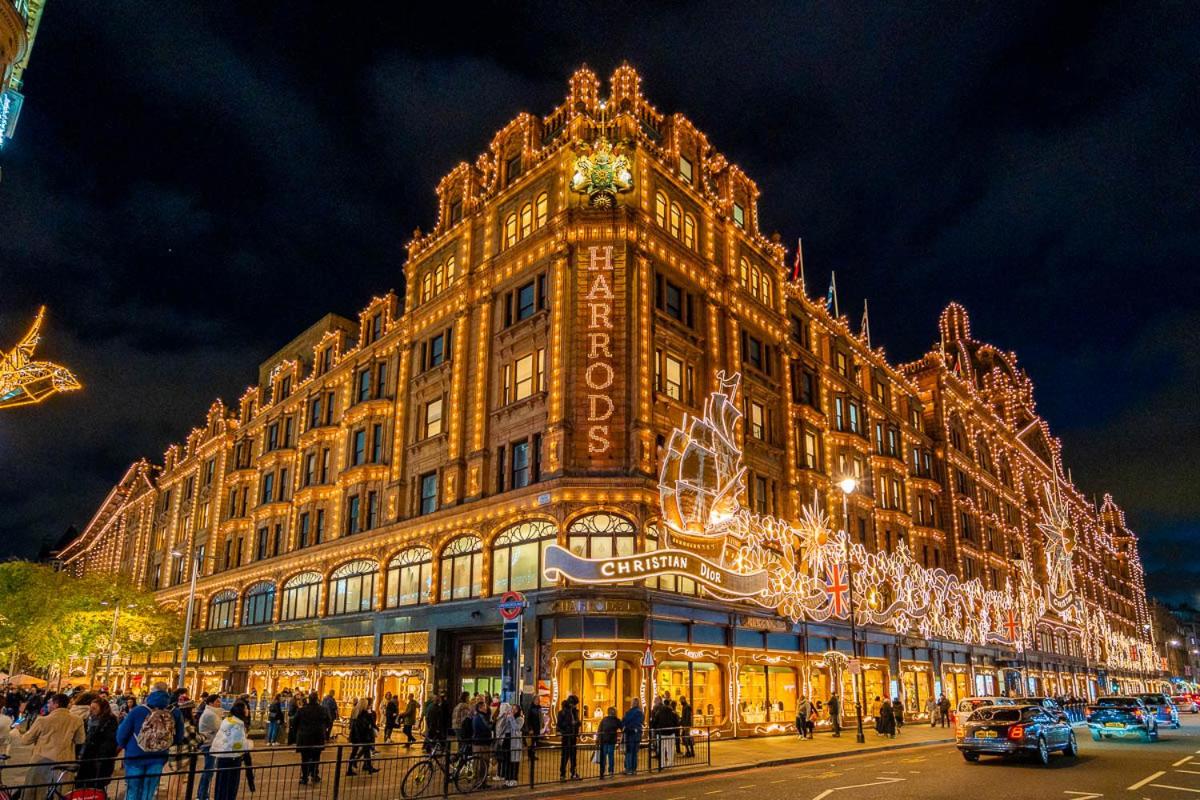 1300ft Fitzrovia Soho 2B2B by Tottenham Court Road Station Elizabeth line & Oxford Street
