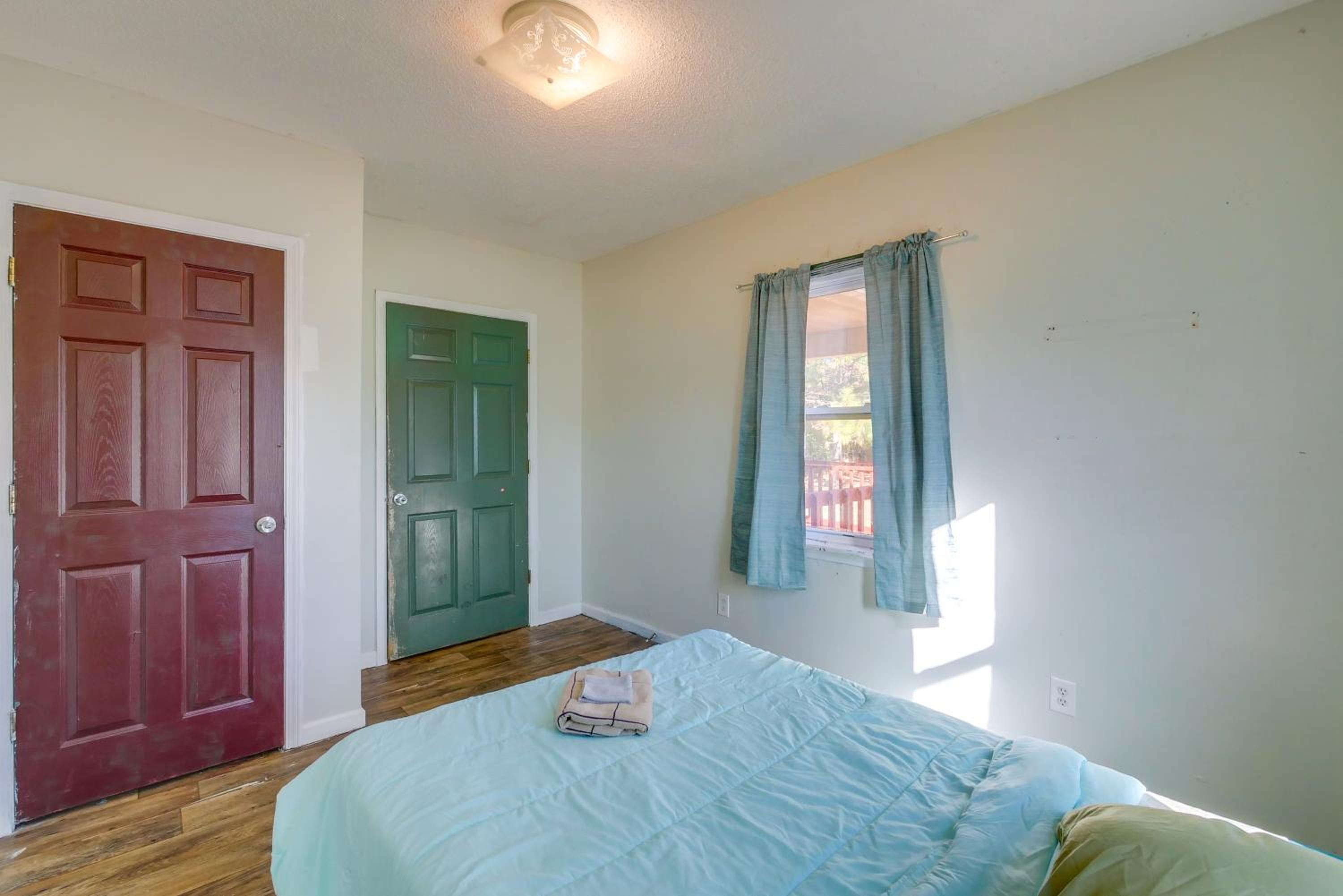 Rural Retreat in Fort Valley 8 Mi to Main Street!