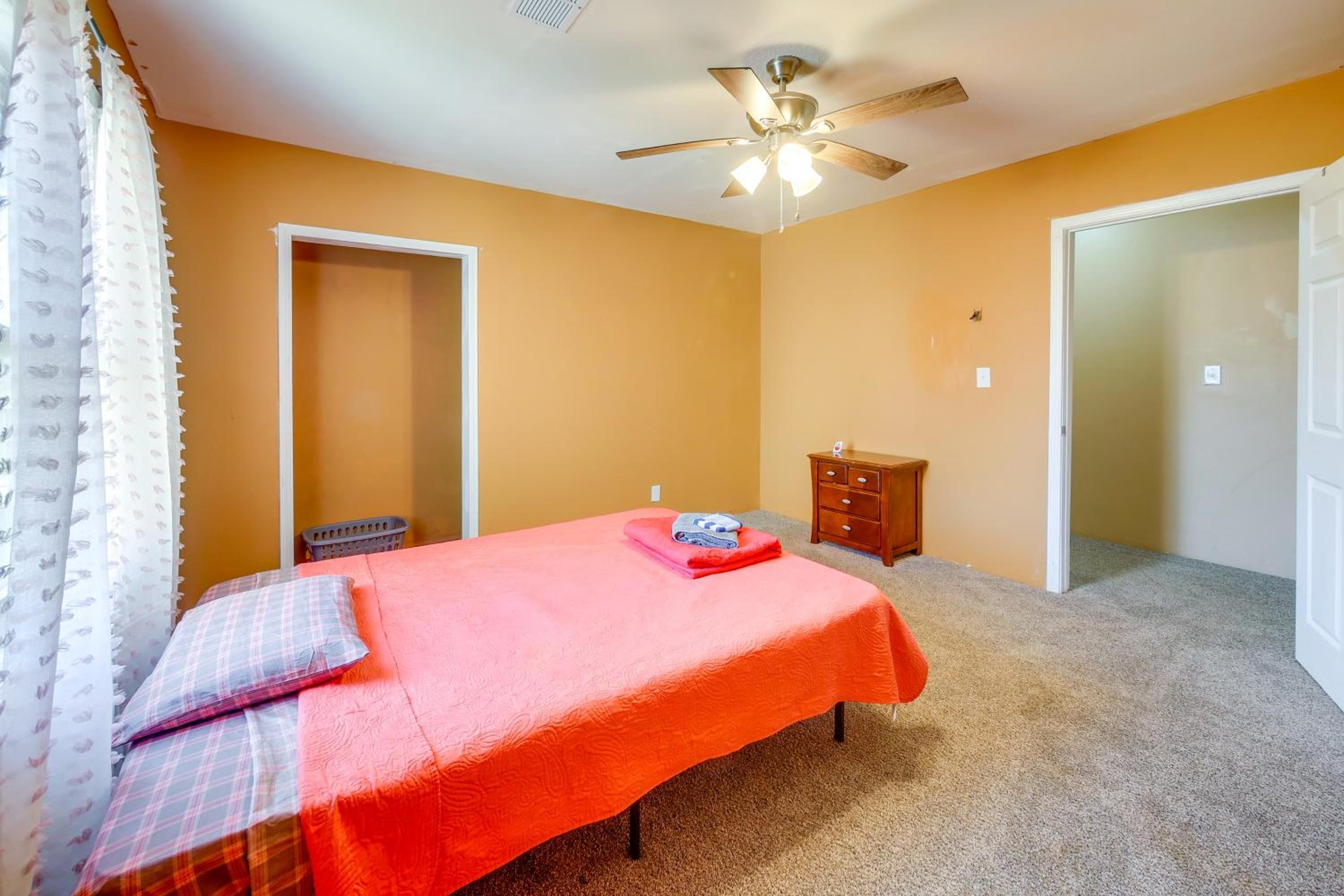 Great for Gatherings! Rural Fort Valley Retreat