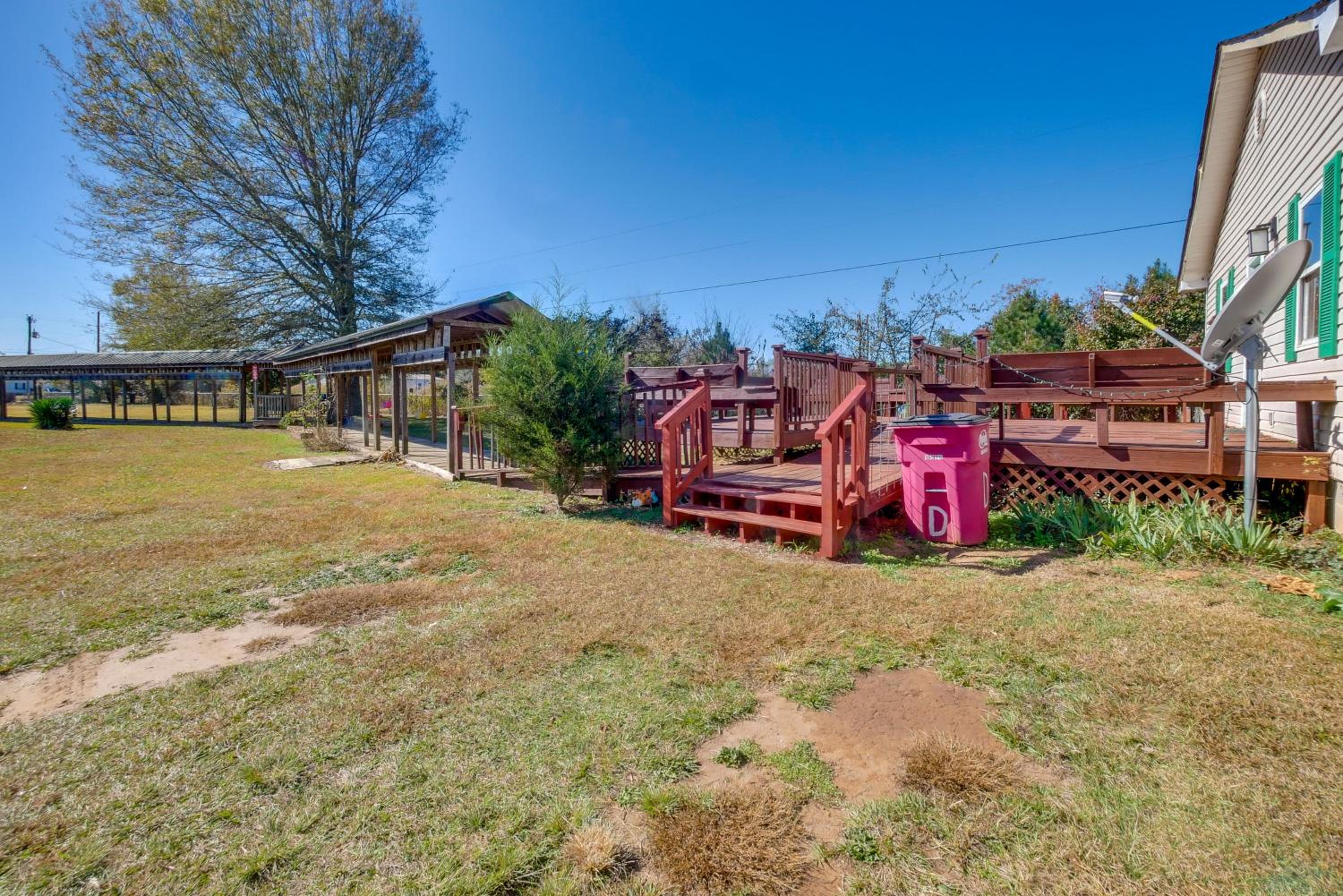 Great for Gatherings! Rural Fort Valley Retreat