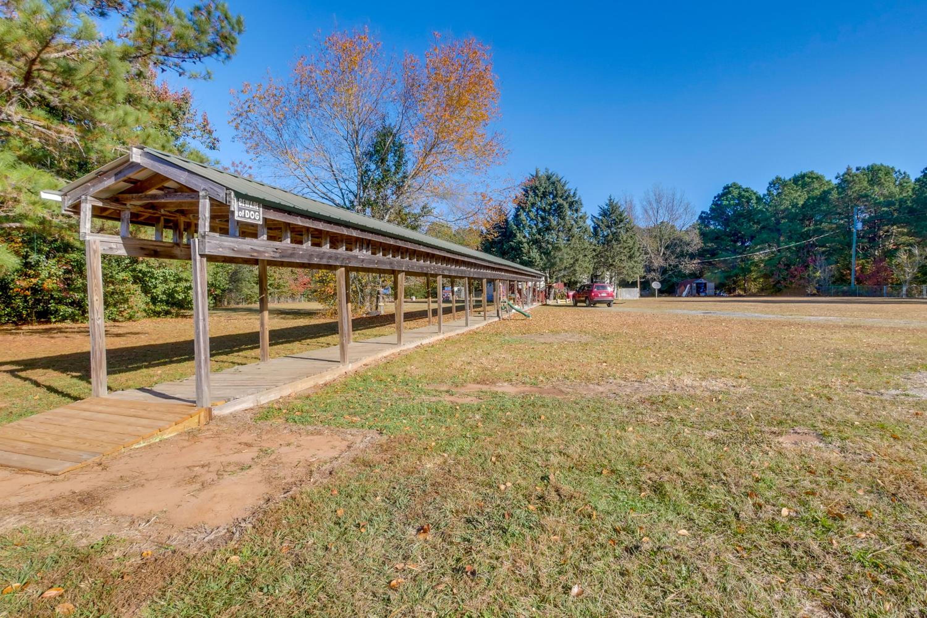 Great for Gatherings! Rural Fort Valley Retreat