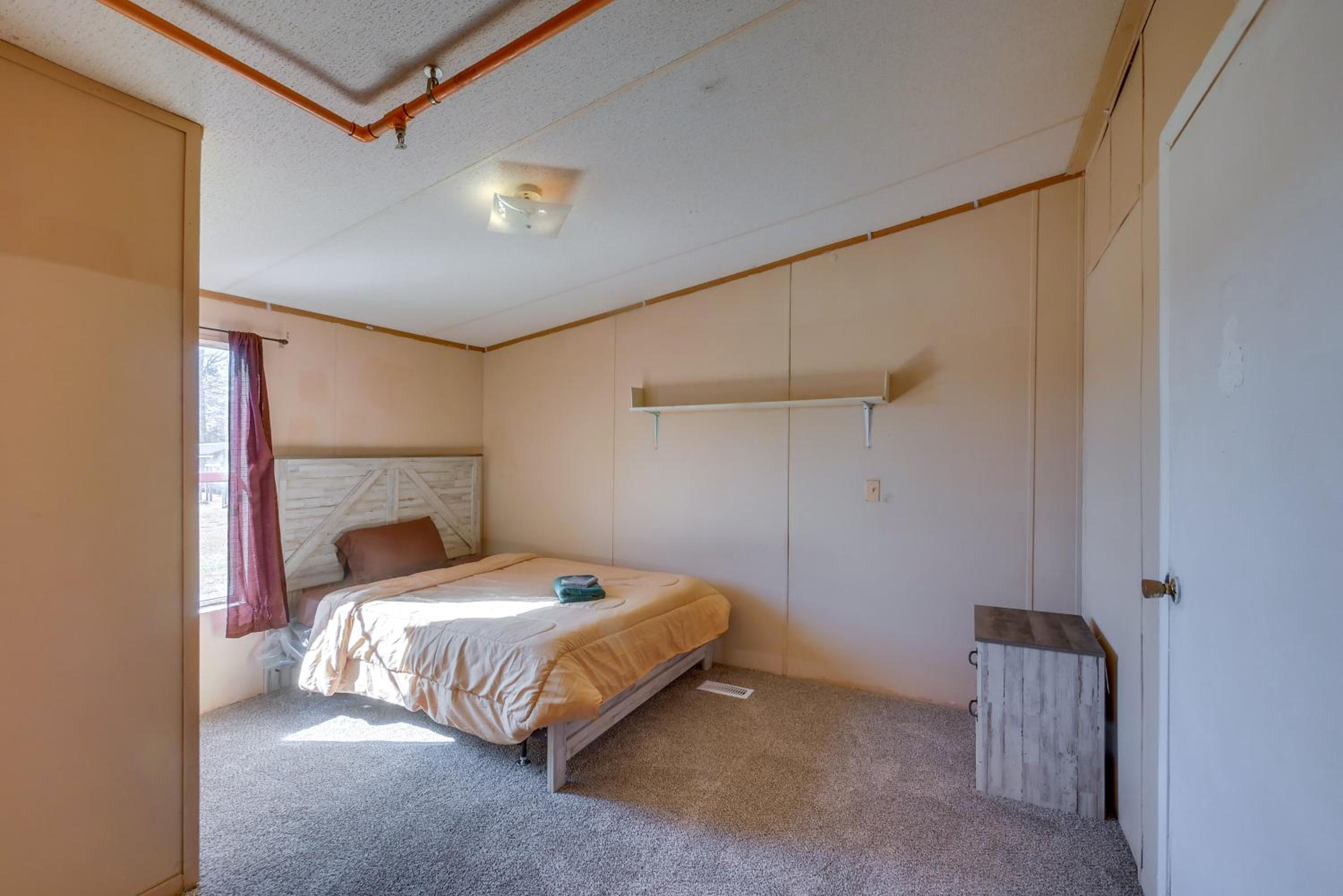 Close to Festivals and Rodeos! Fort Valley Apt