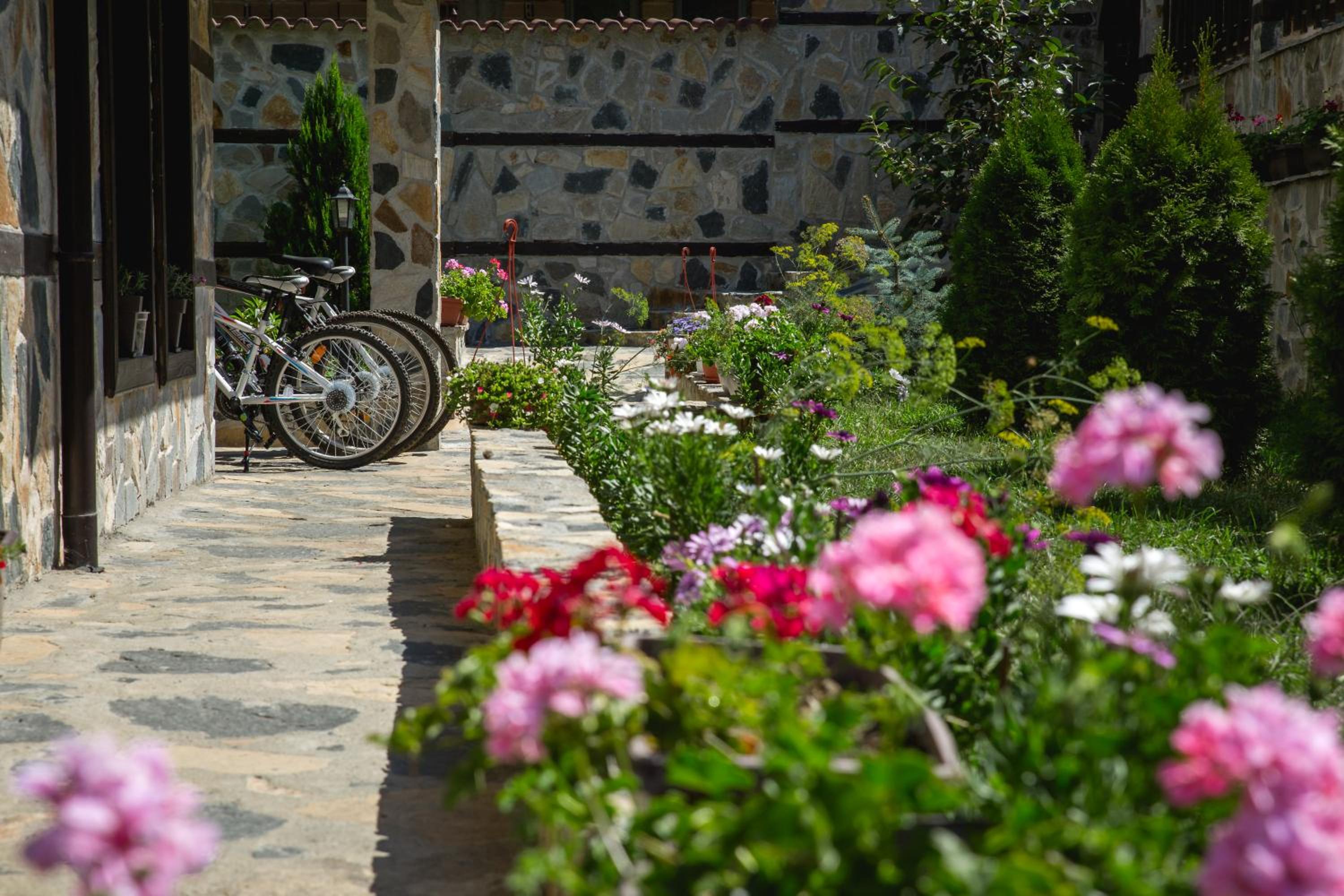 Topalovi Guest House