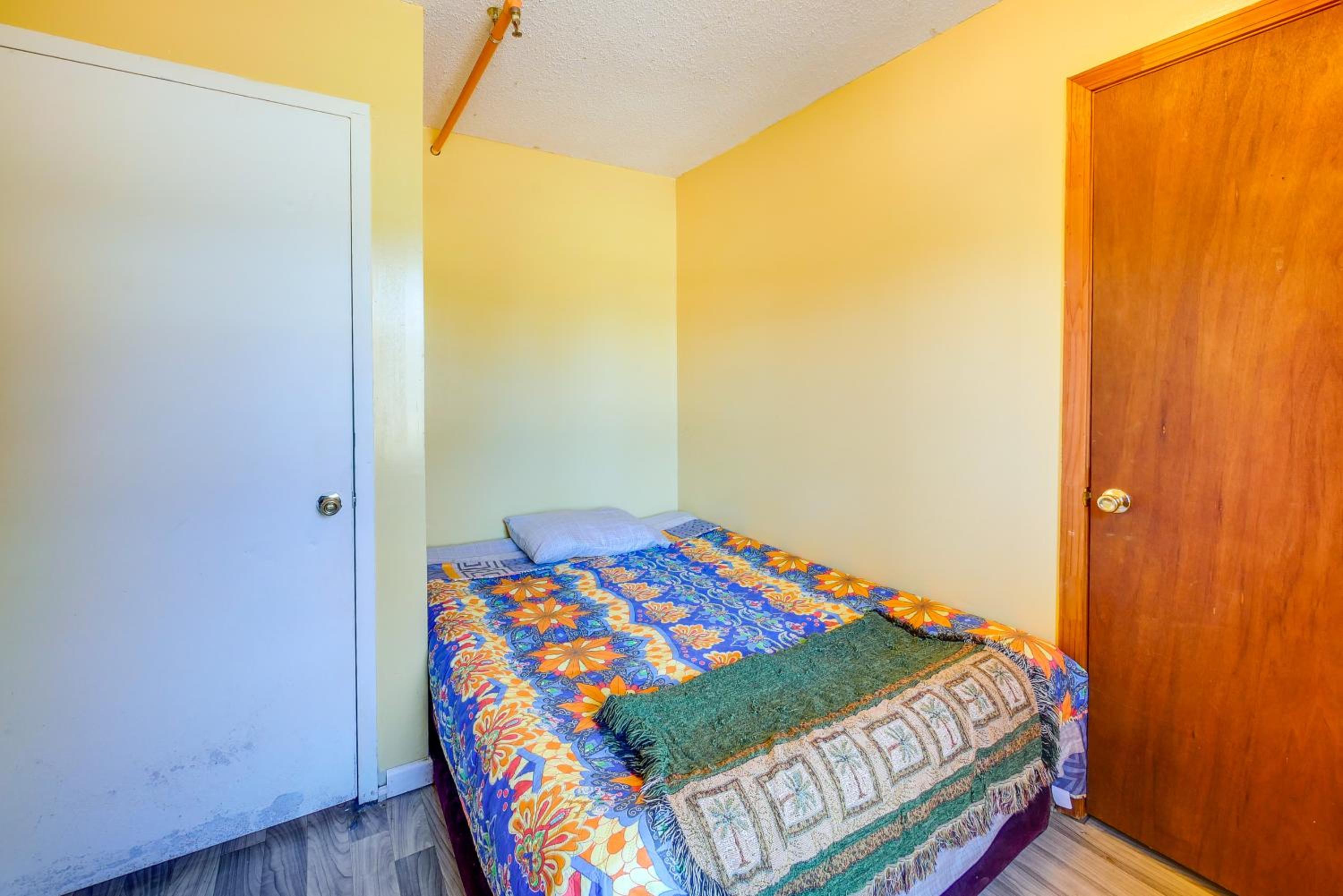 Countryside Escape, 8 Mi to FVSU and Main Street!