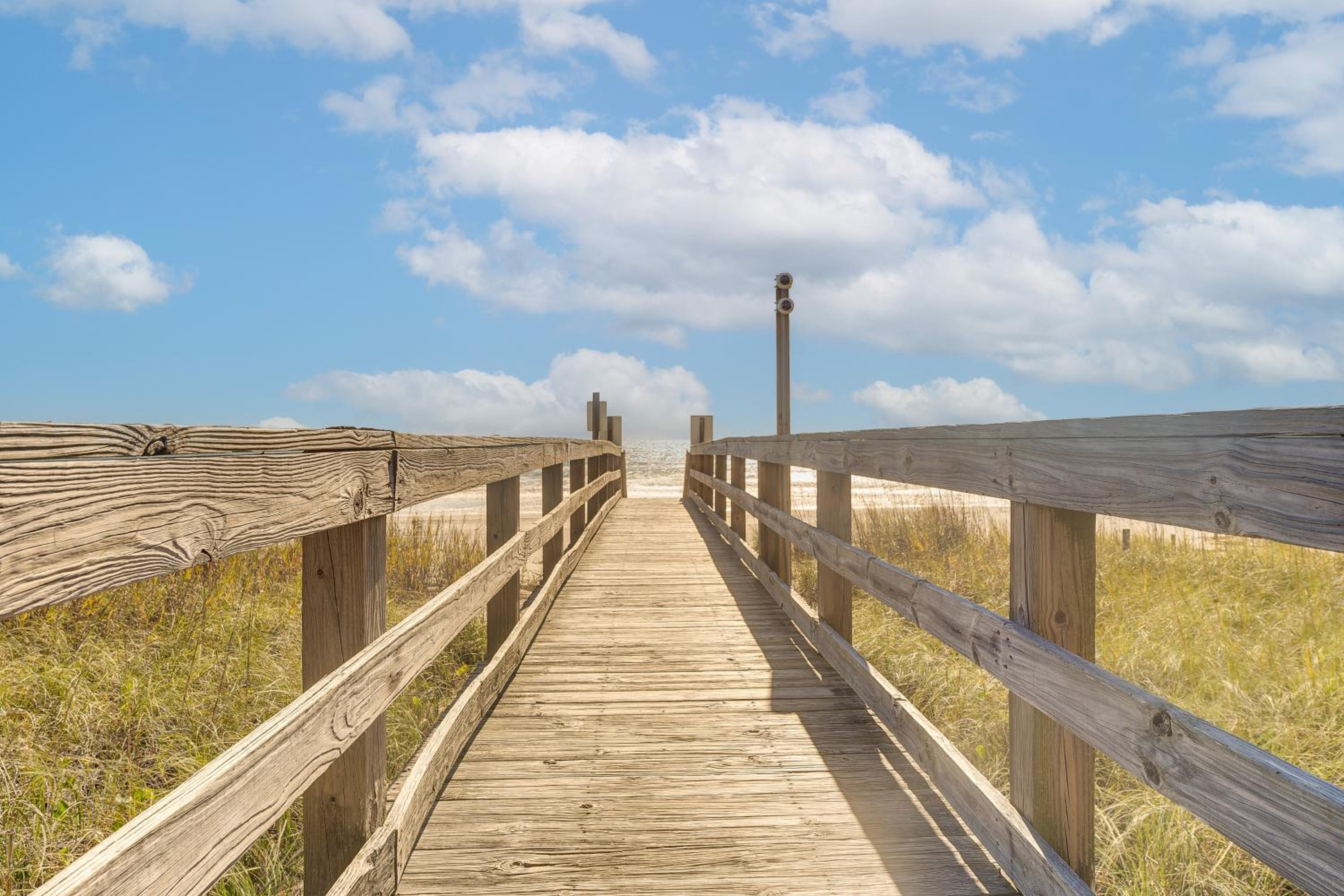 Steps to Sand! 8th-Floor North Myrtle Beach Condo