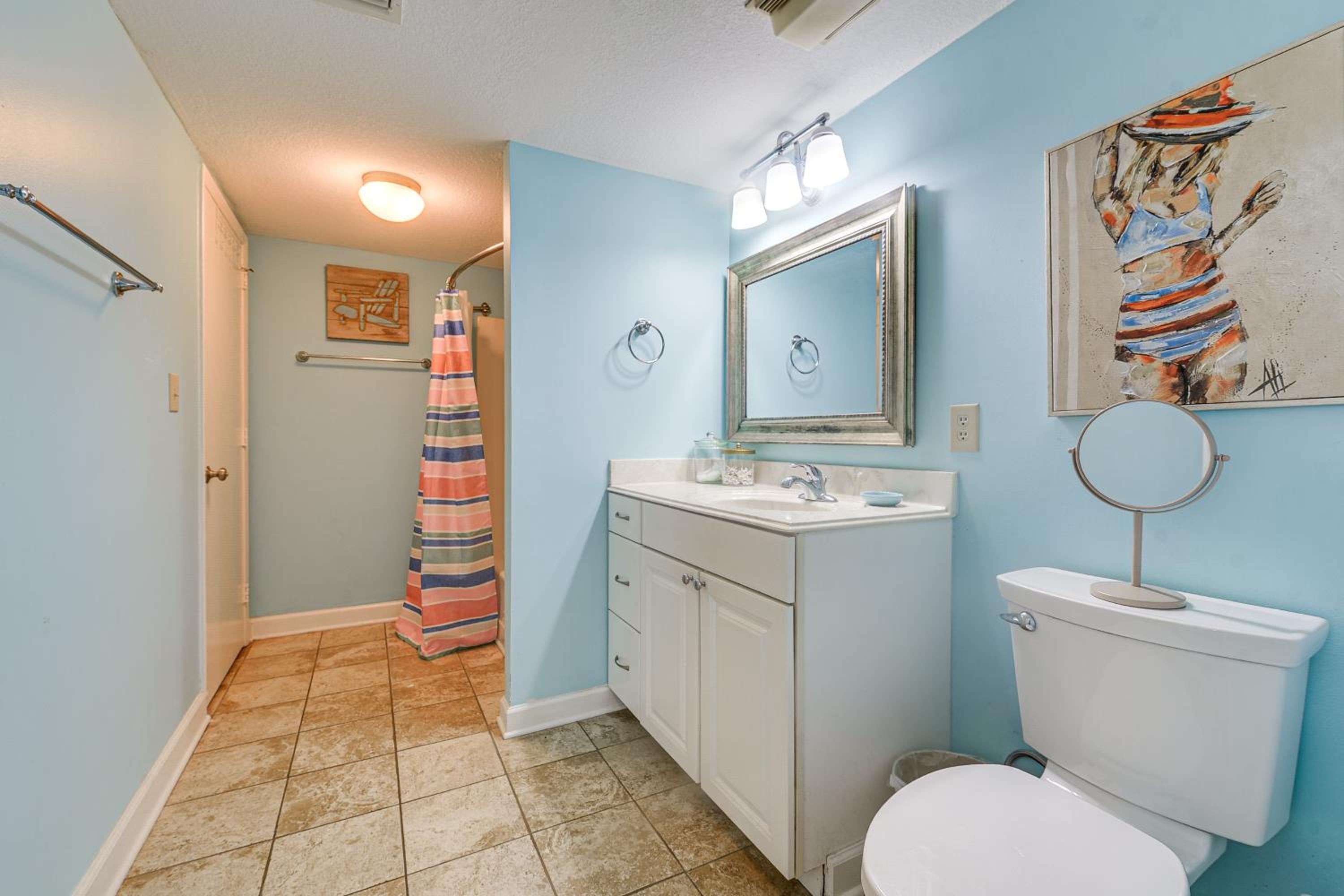 Steps to Sand! 8th-Floor North Myrtle Beach Condo
