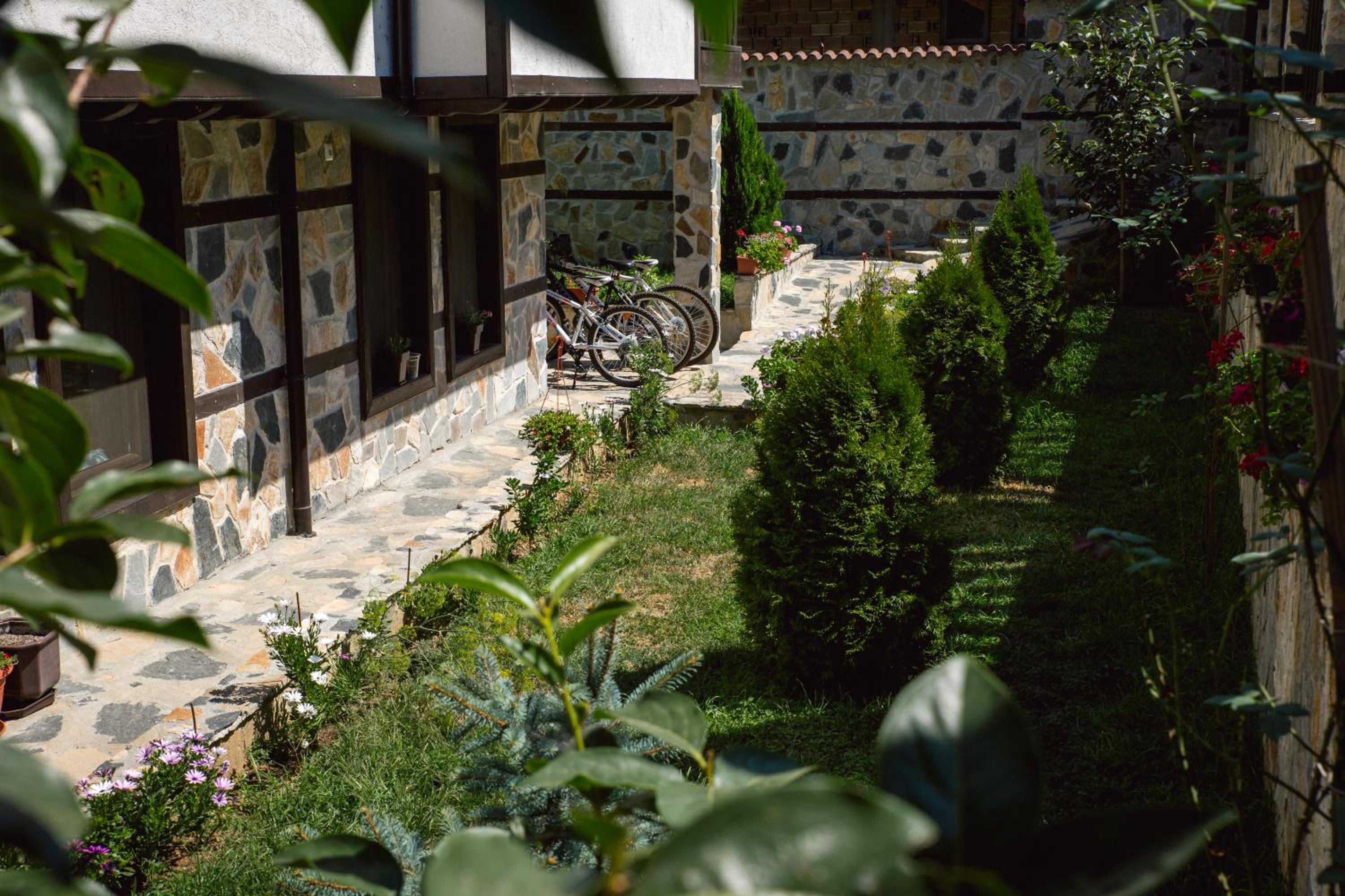 Topalovi Guest House