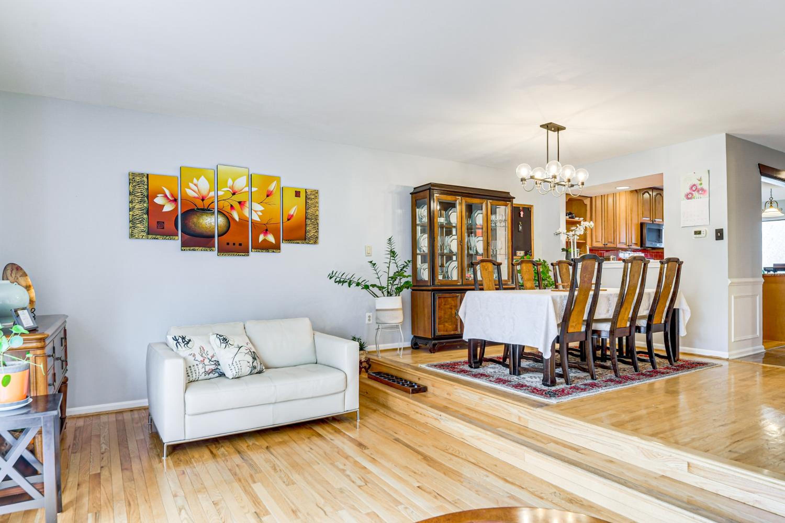 1 Mi to Centennial Park Gem with Golf Course Views