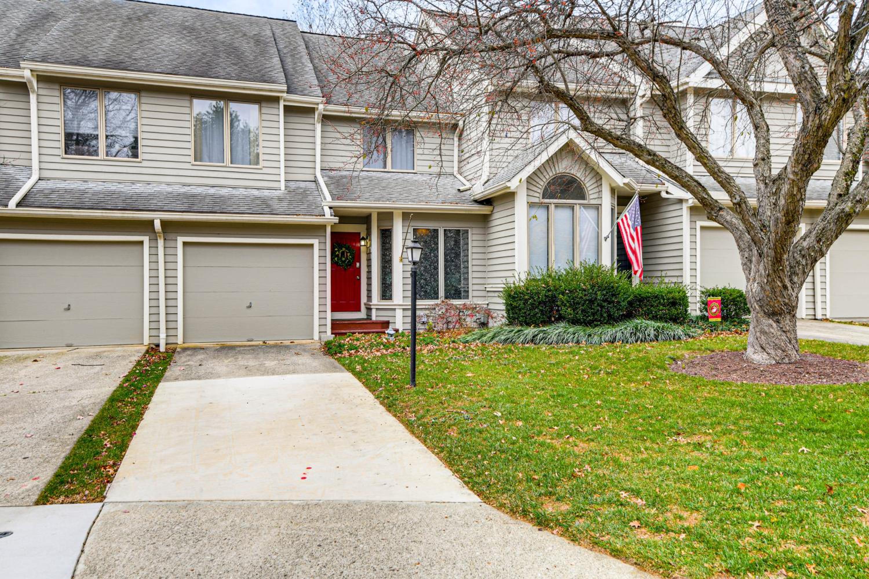 1 Mi to Centennial Park Gem with Golf Course Views
