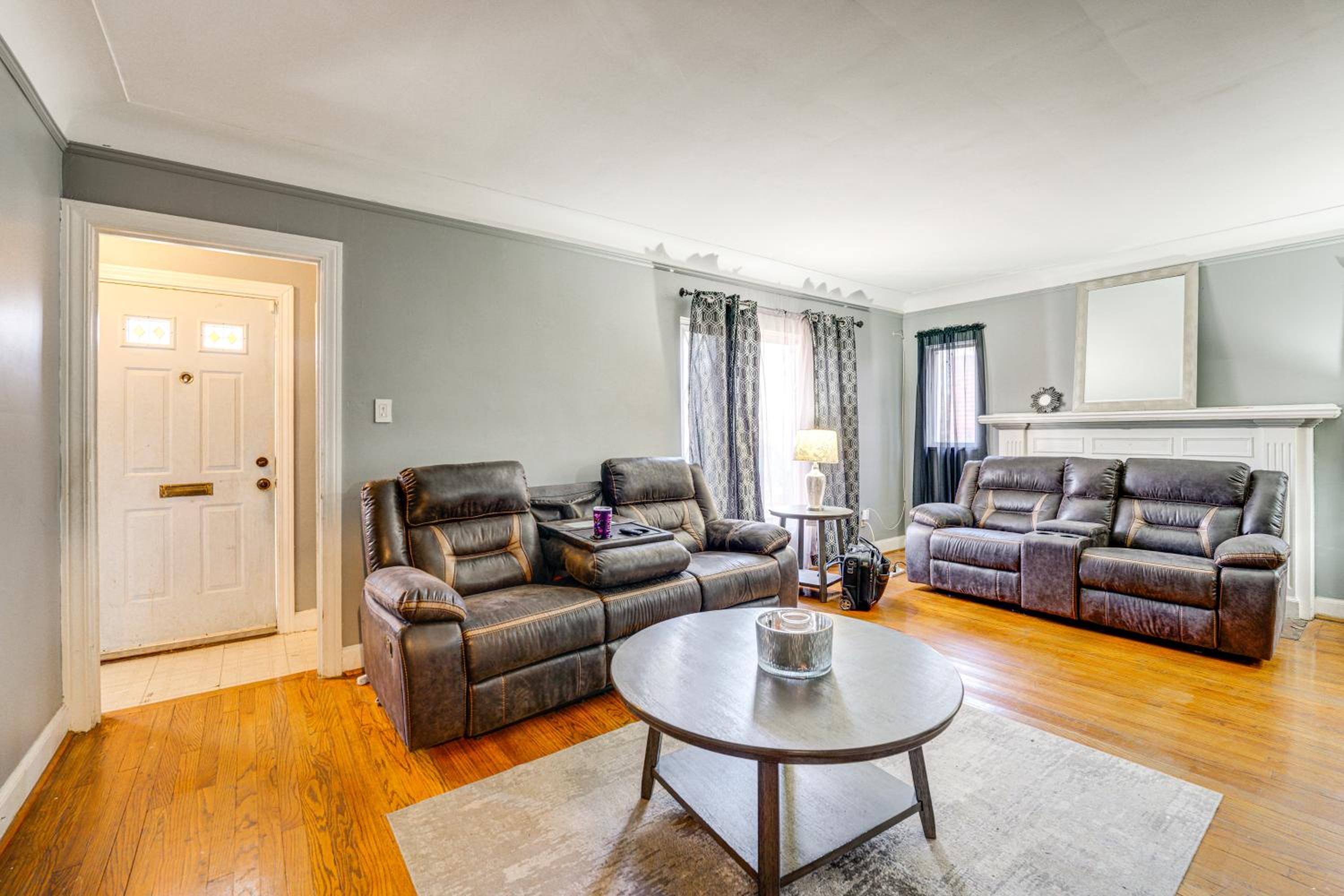 Pet-Friendly Detroit Home with Easy City Access