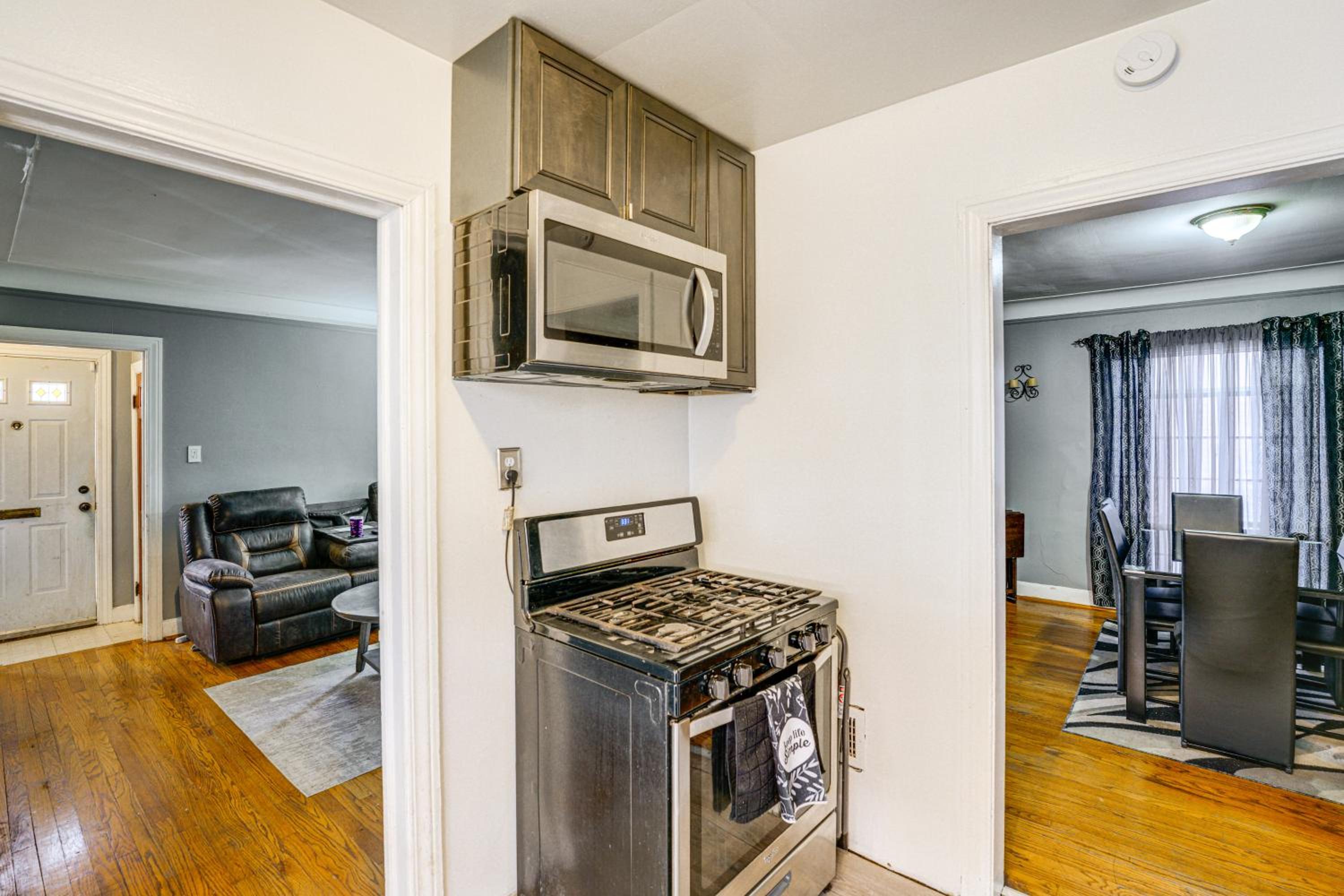 Pet-Friendly Detroit Home with Easy City Access