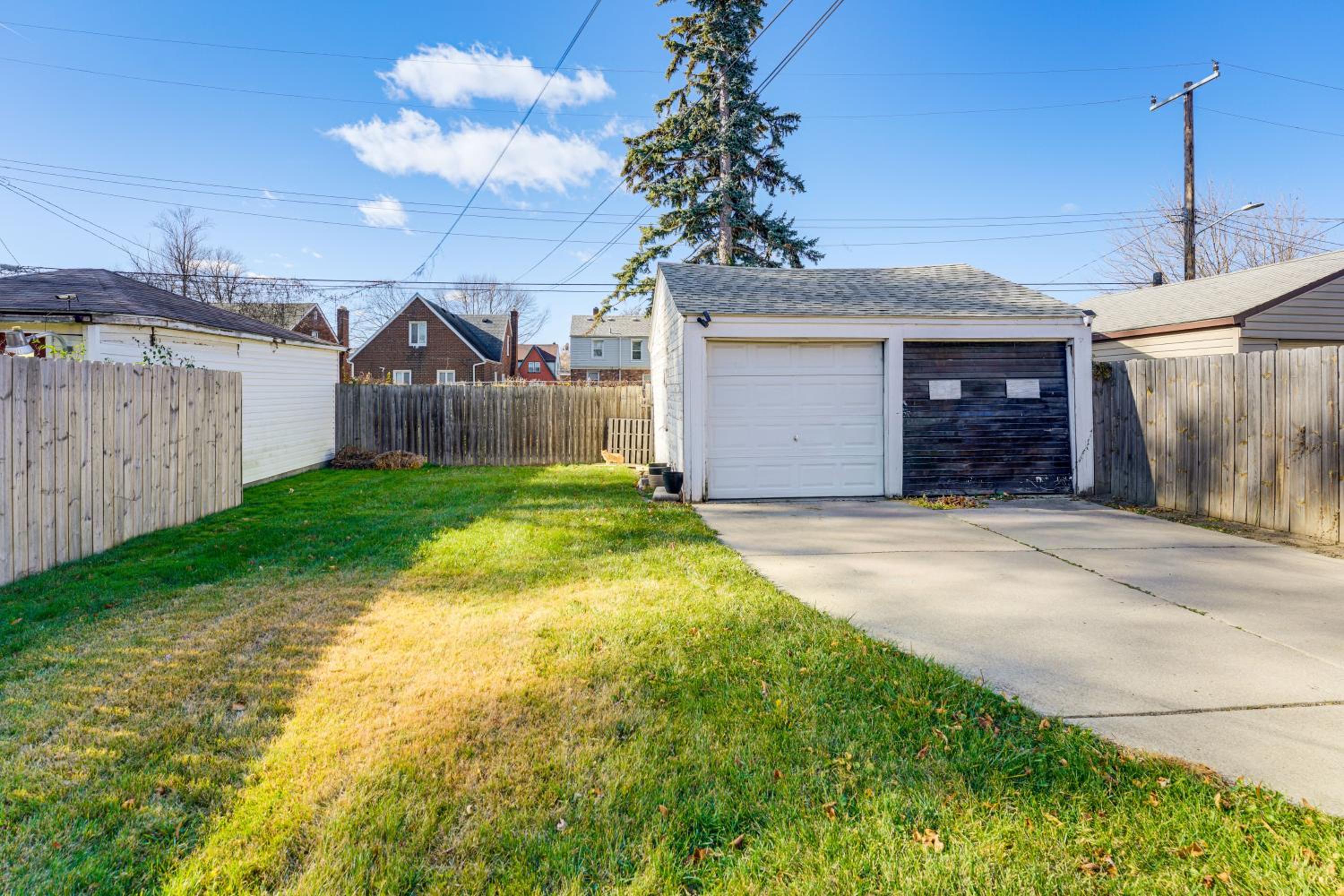 Pet-Friendly Detroit Home with Easy City Access
