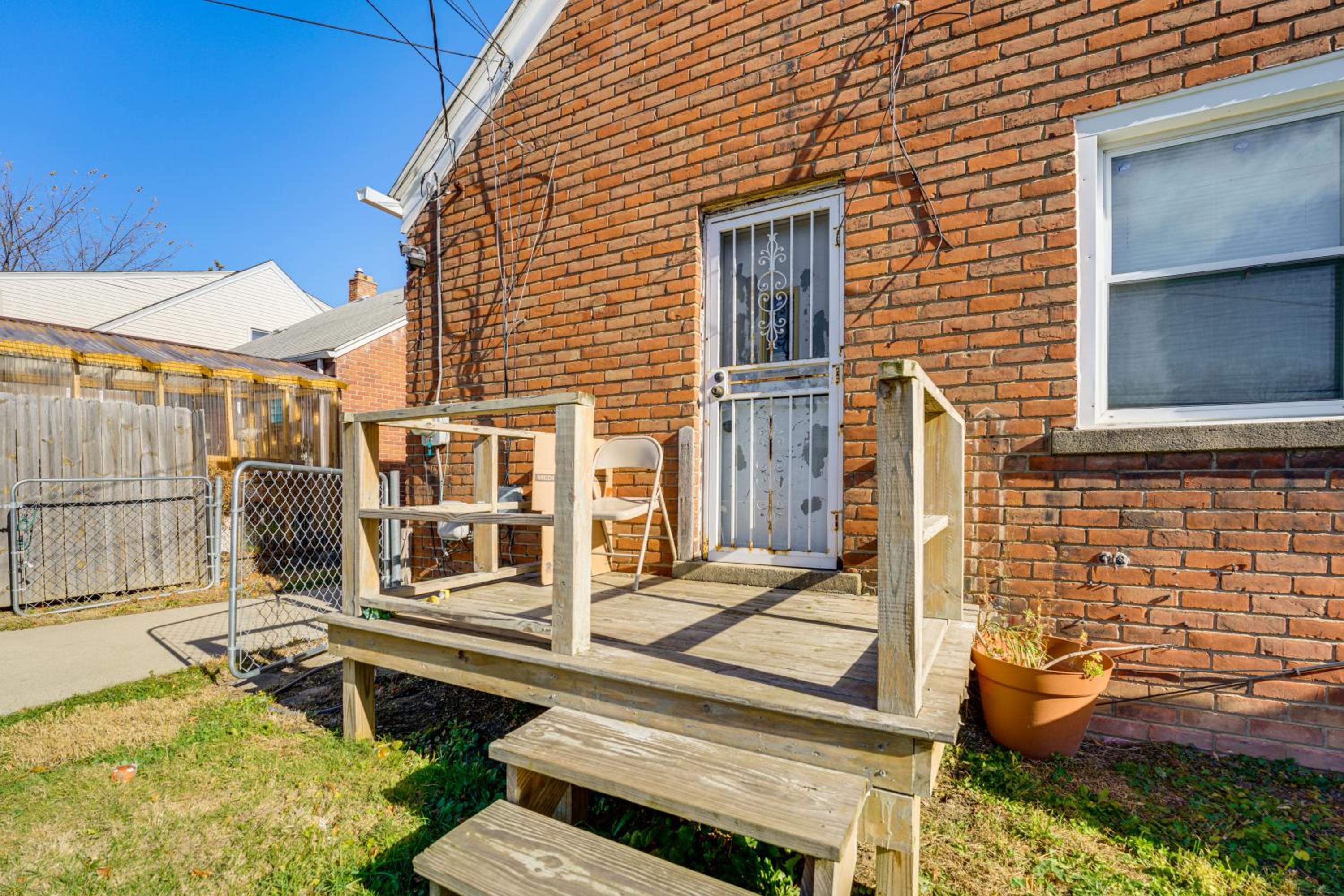 Pet-Friendly Detroit Home with Easy City Access