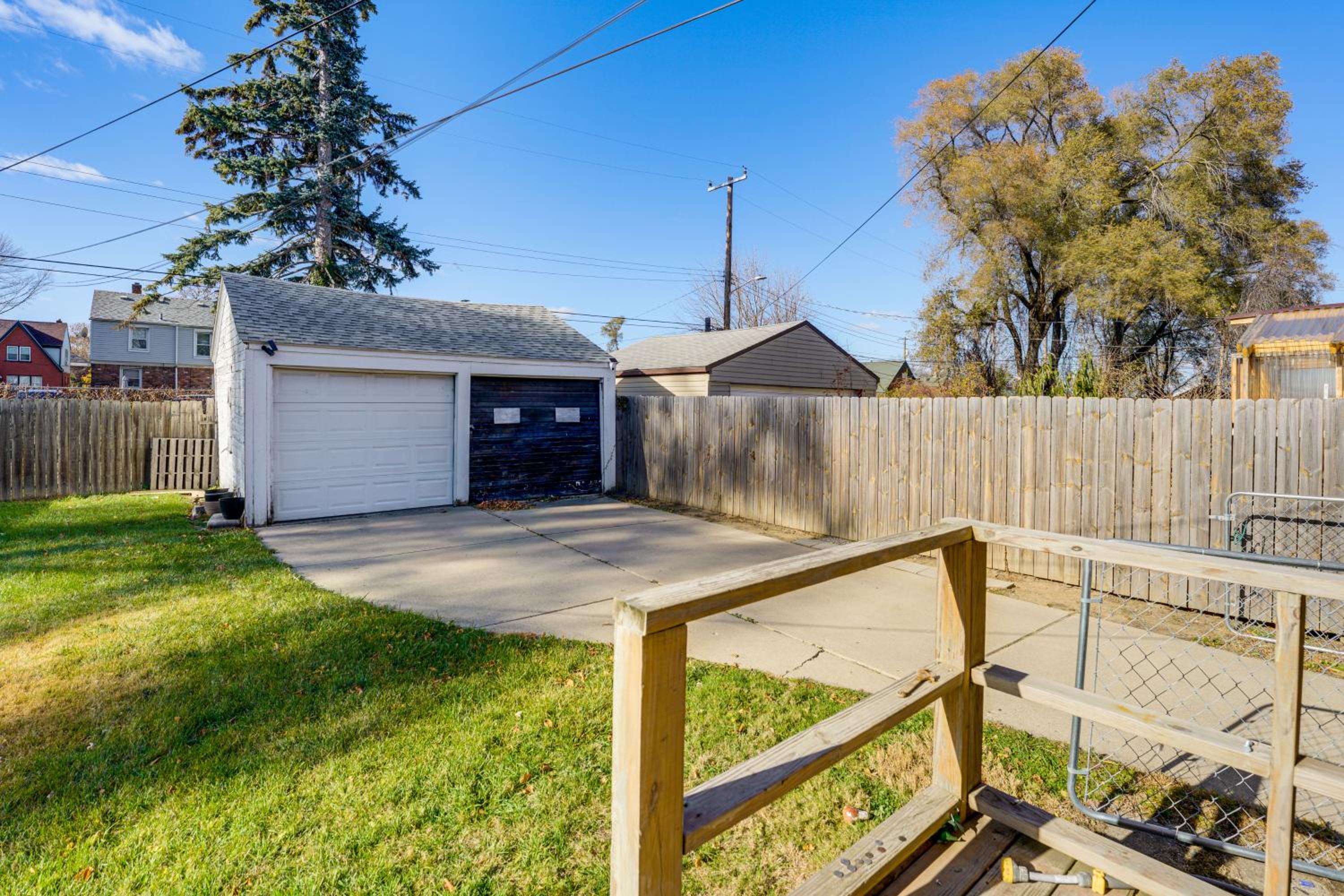 Pet-Friendly Detroit Home with Easy City Access