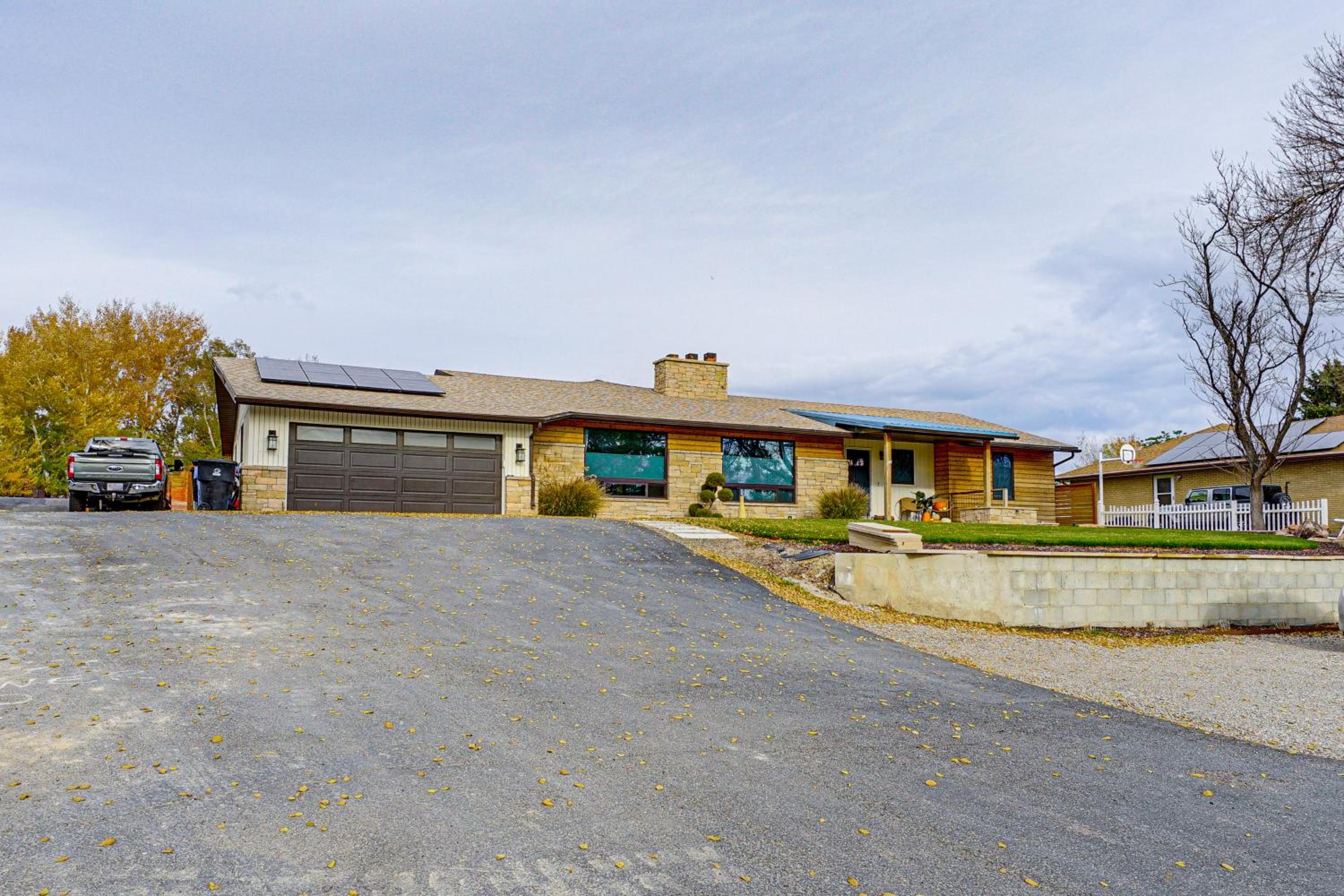 Wasatch Ski Base with Mtn Views Families Welcome!