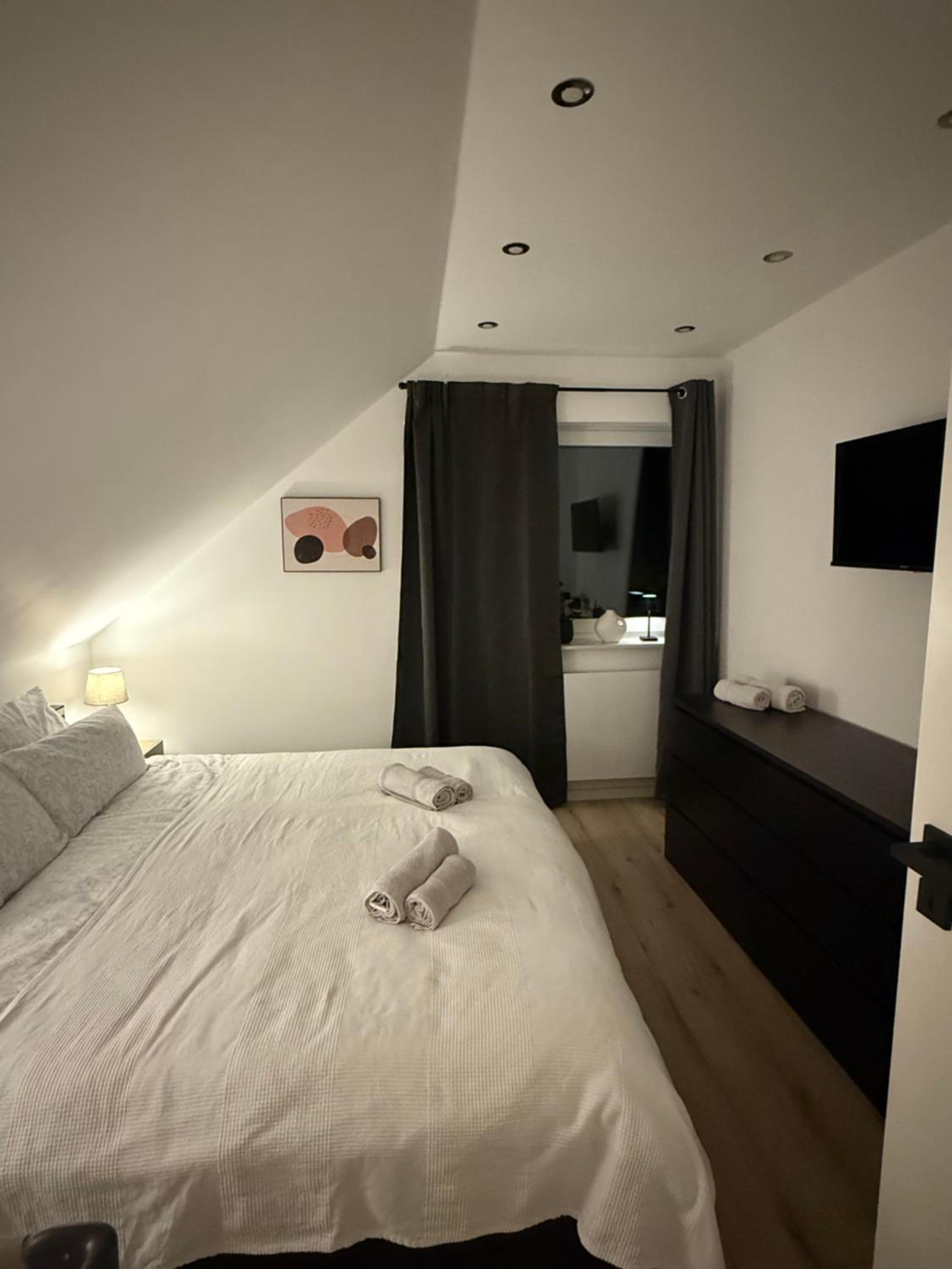 Stilvolle Auszeit - Köln Bonn - Nahe Therme und Phantasialand - bis 5 Personen familienfreundlich