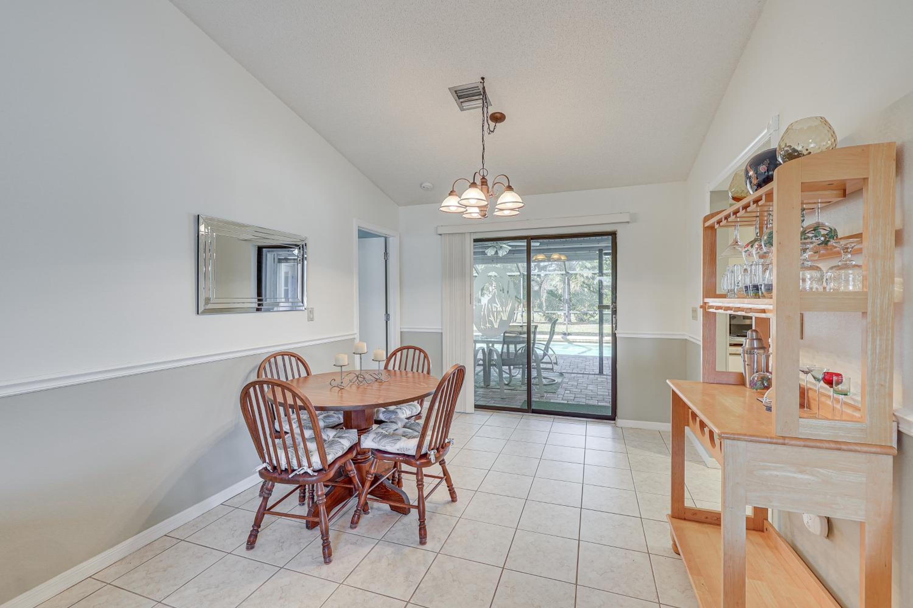 7 Mi to Harborwalk Spacious Home with Private Pool