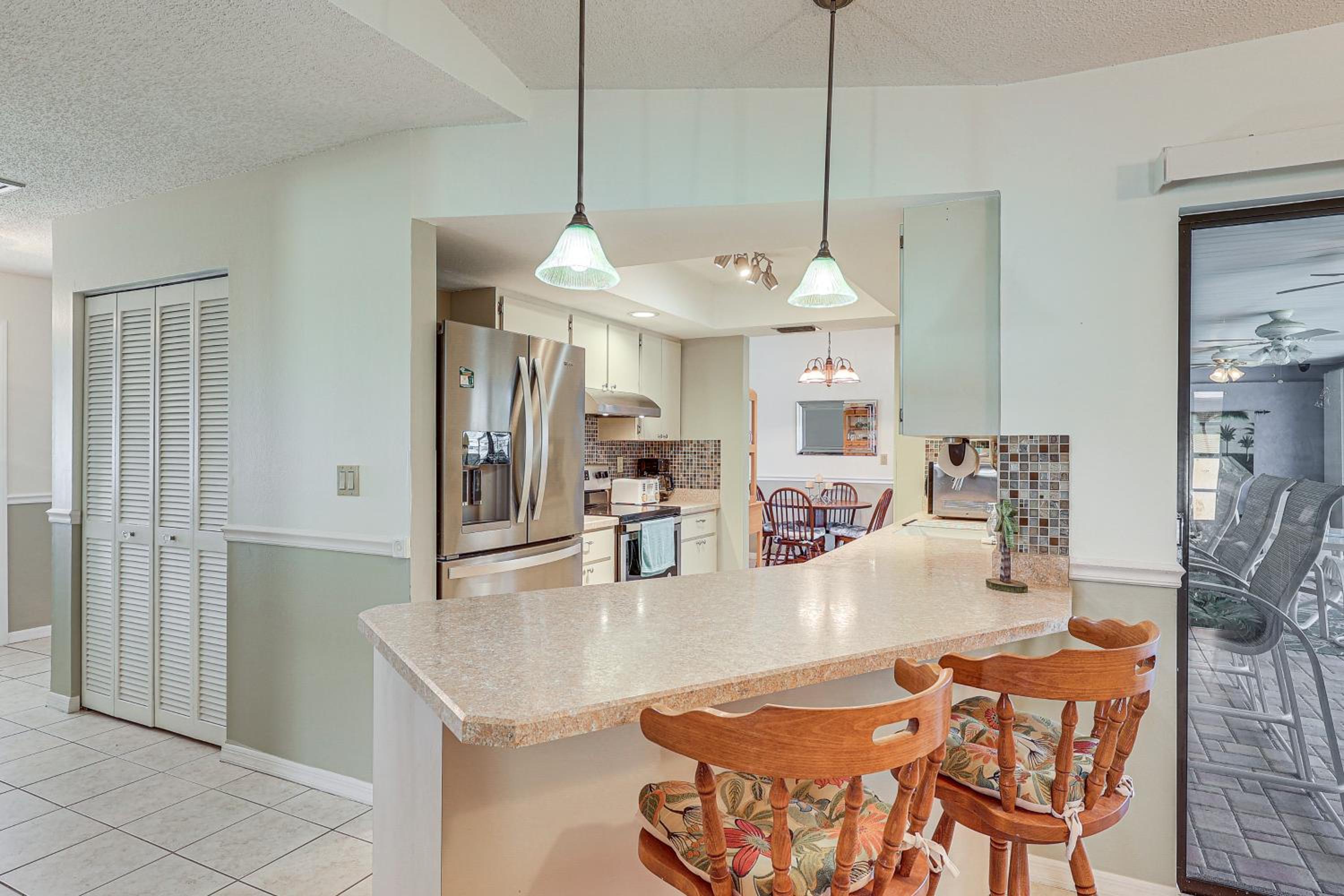 7 Mi to Harborwalk Spacious Home with Private Pool