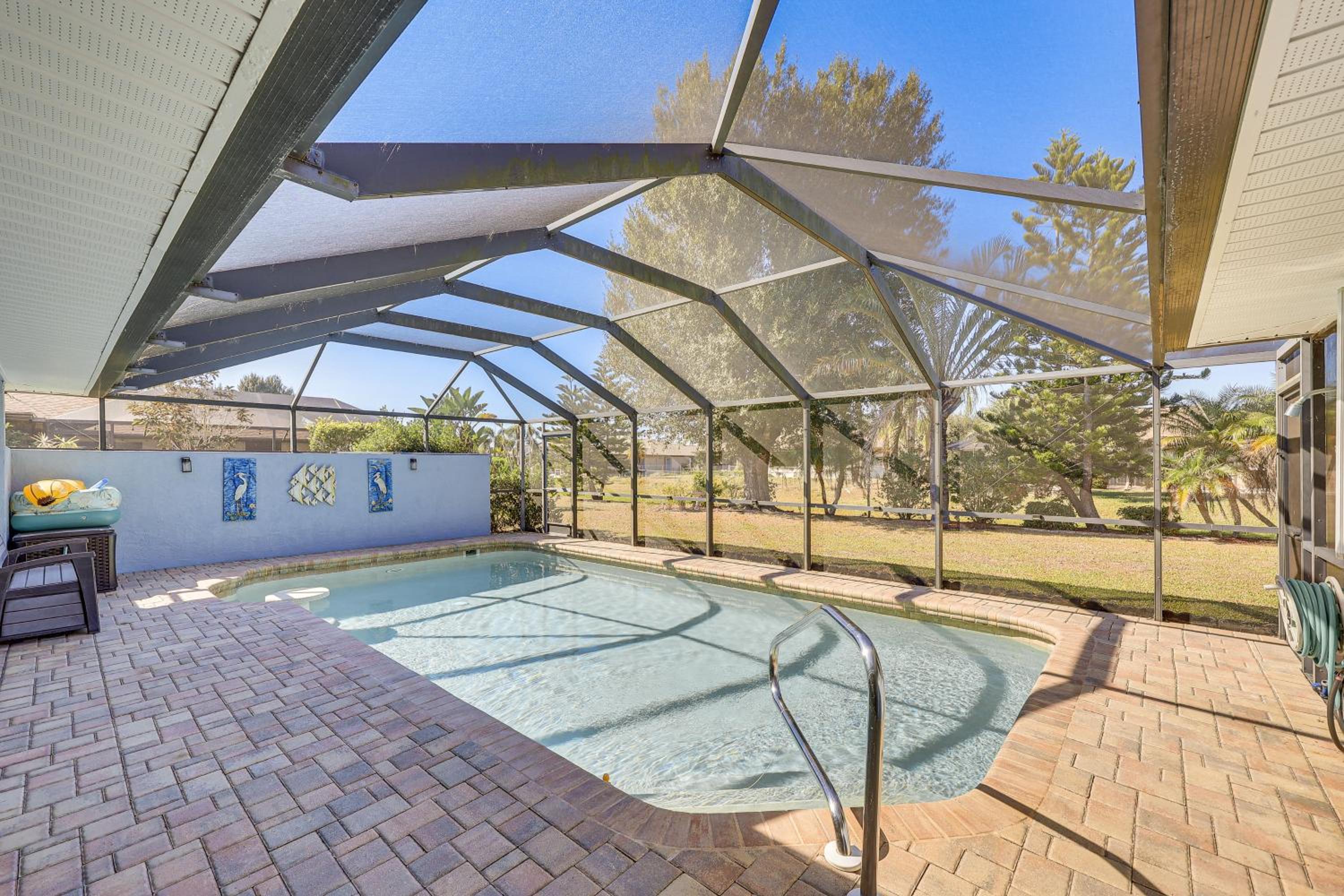7 Mi to Harborwalk Spacious Home with Private Pool