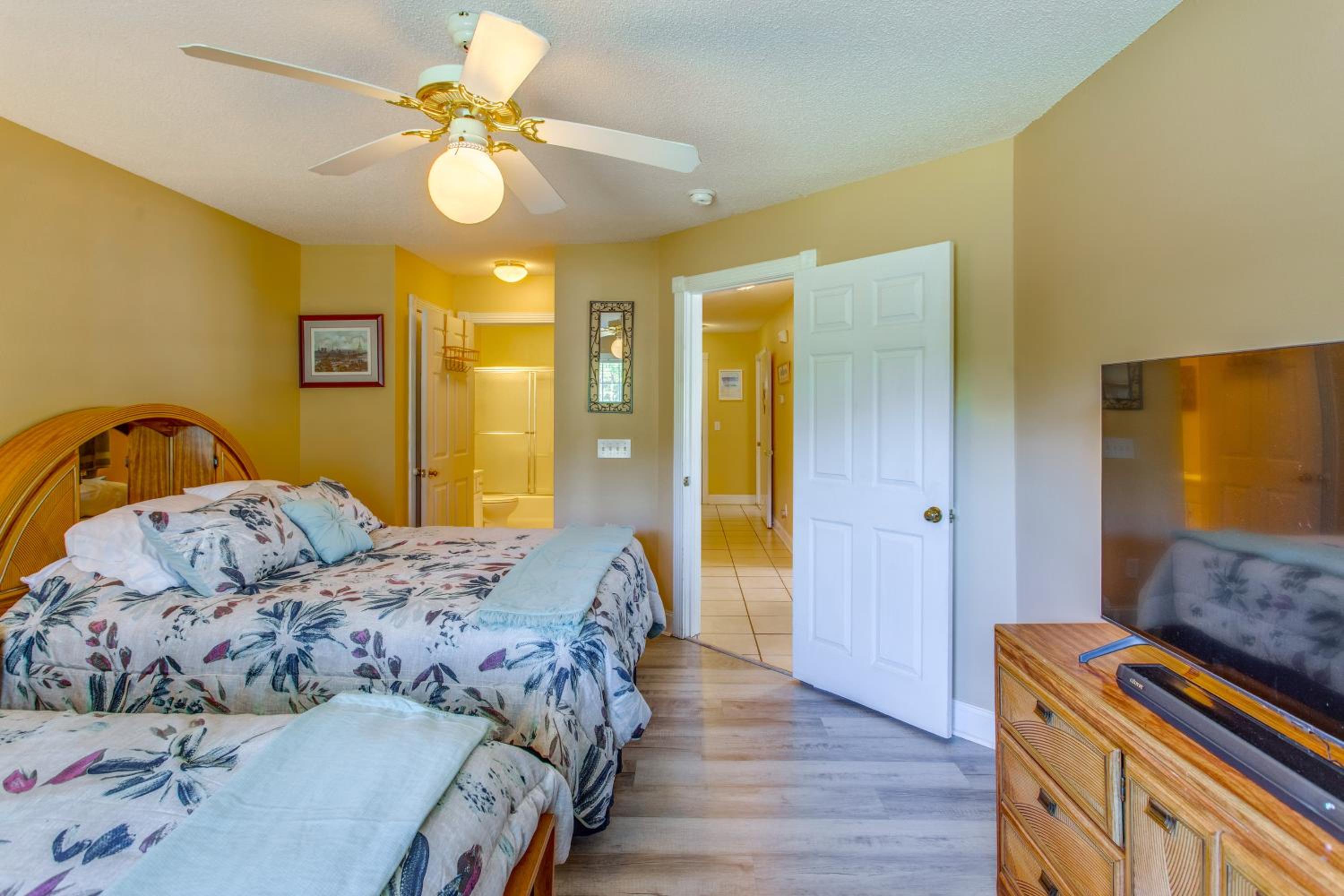 Golfers Haven Calabash Condo, 9 Mi to Beach