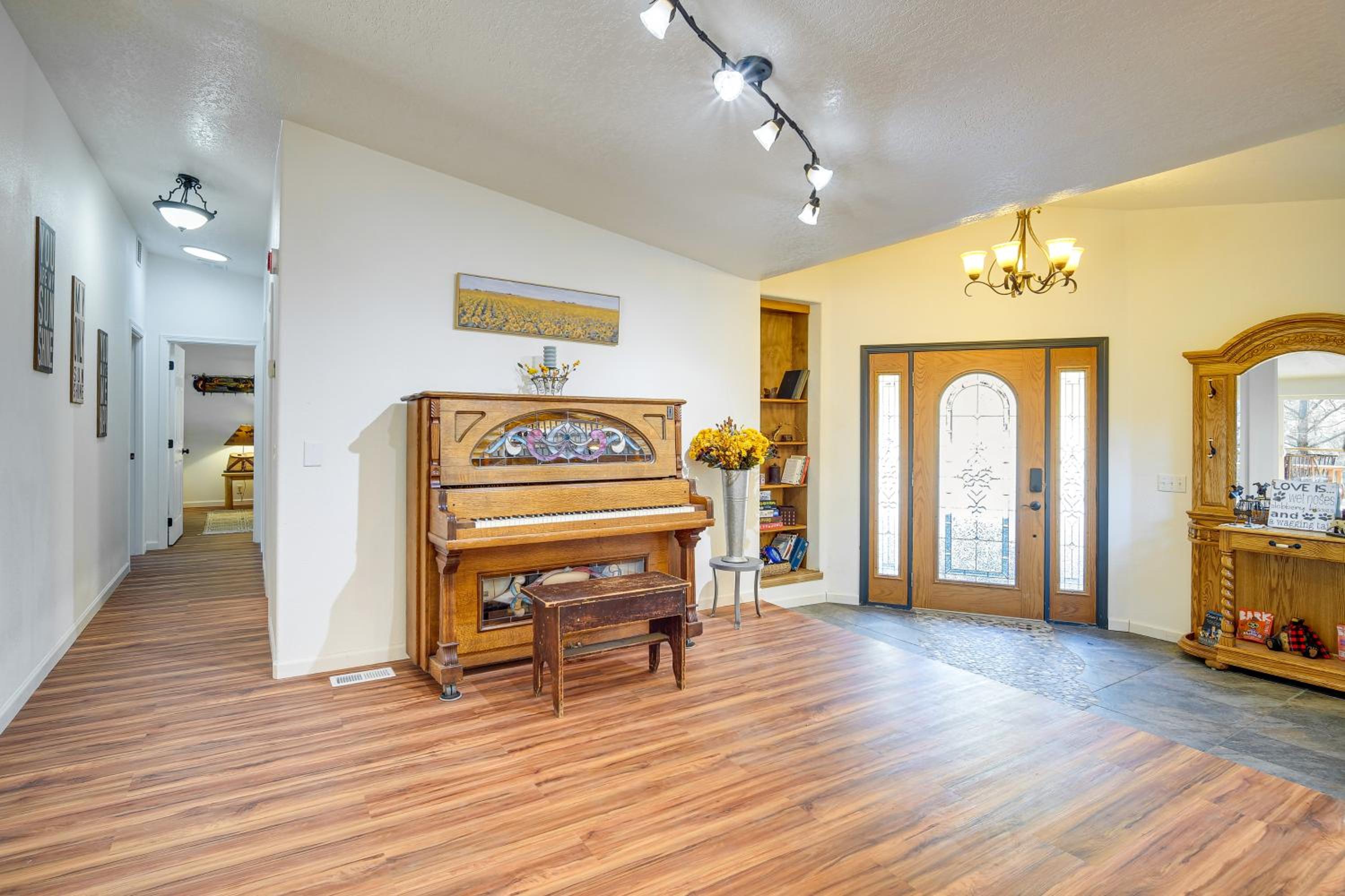 Riverfront Relaxation Secluded Jacksonville Home
