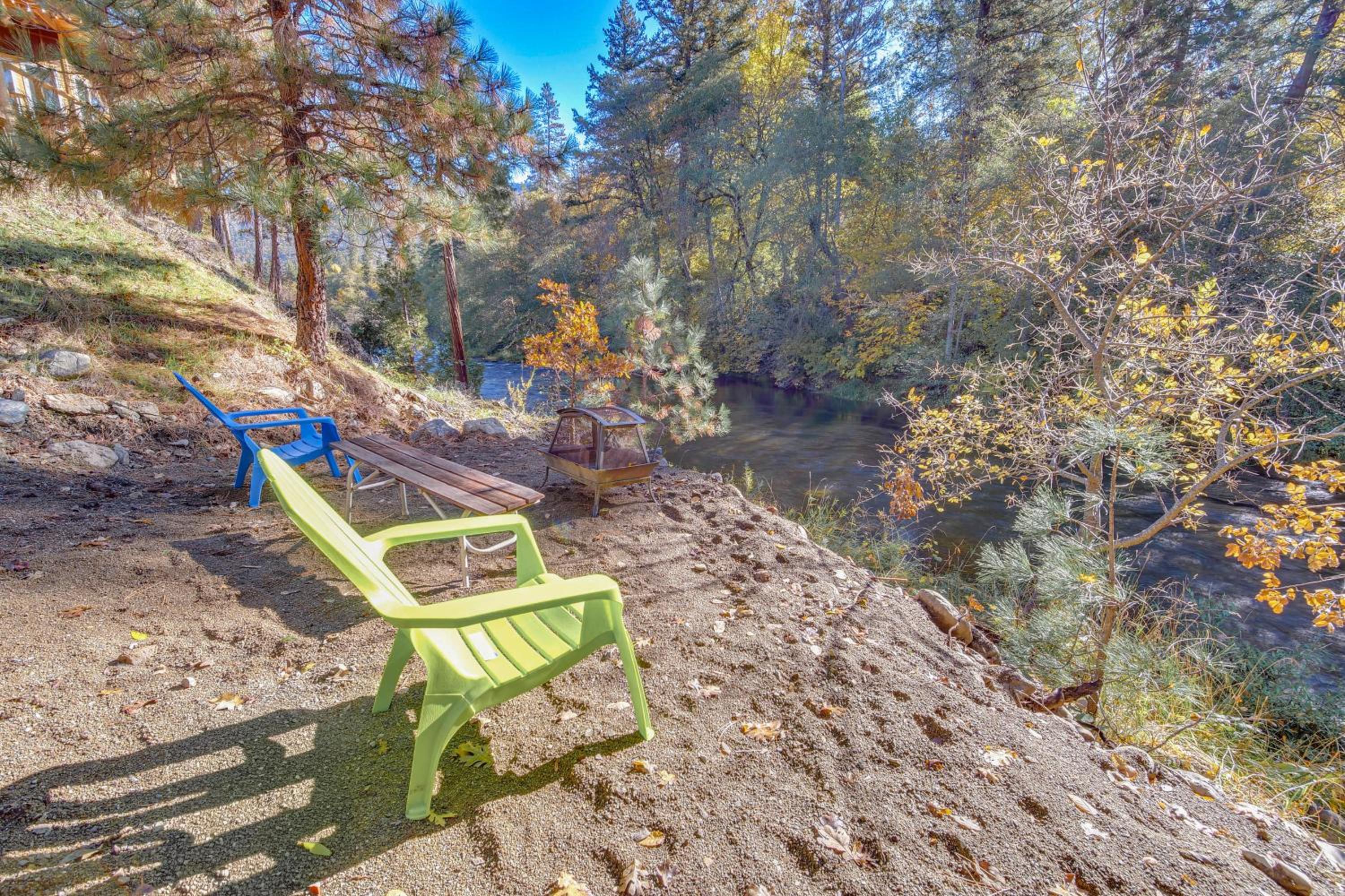 Riverfront Relaxation Secluded Jacksonville Home