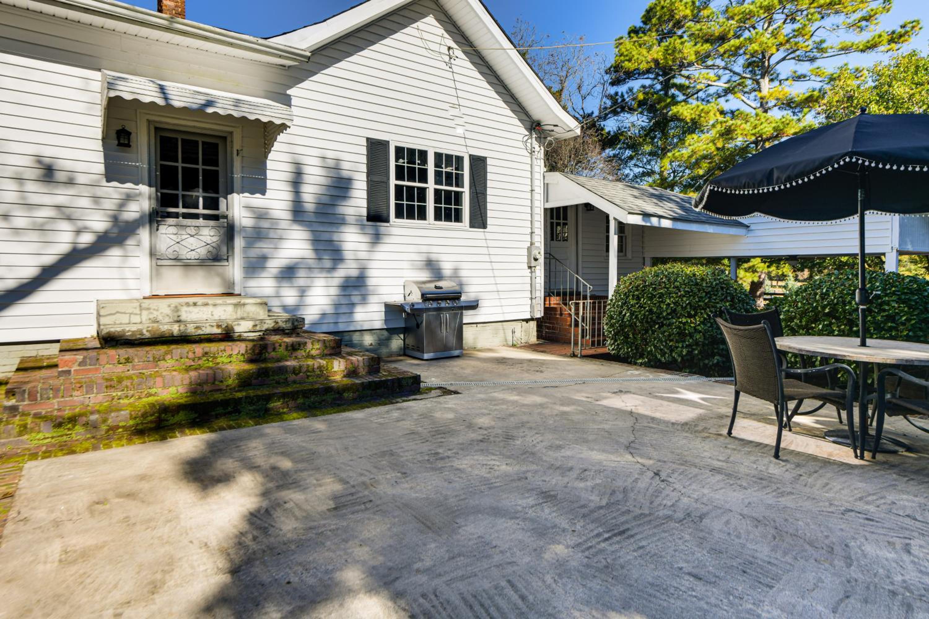 7 Mi to Sprewell Bluff Park Home with Patio and Yard!