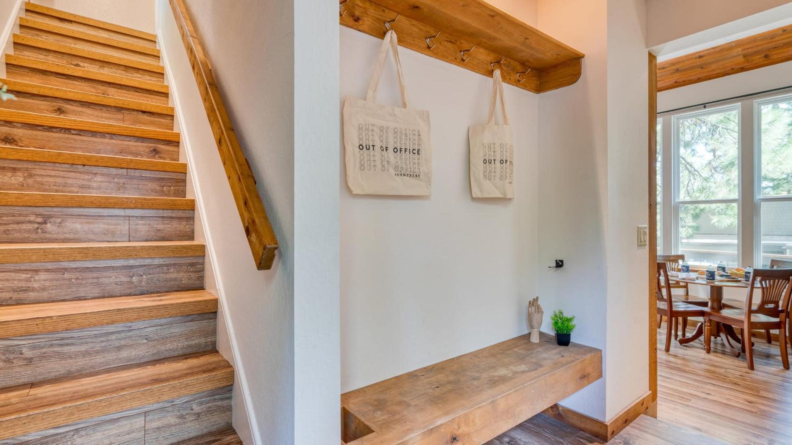 Cozy Tahoe Townhome w Fireplace Balcony Quick Access to Trails Lake Cubana - Dollar Hill by AvantStay