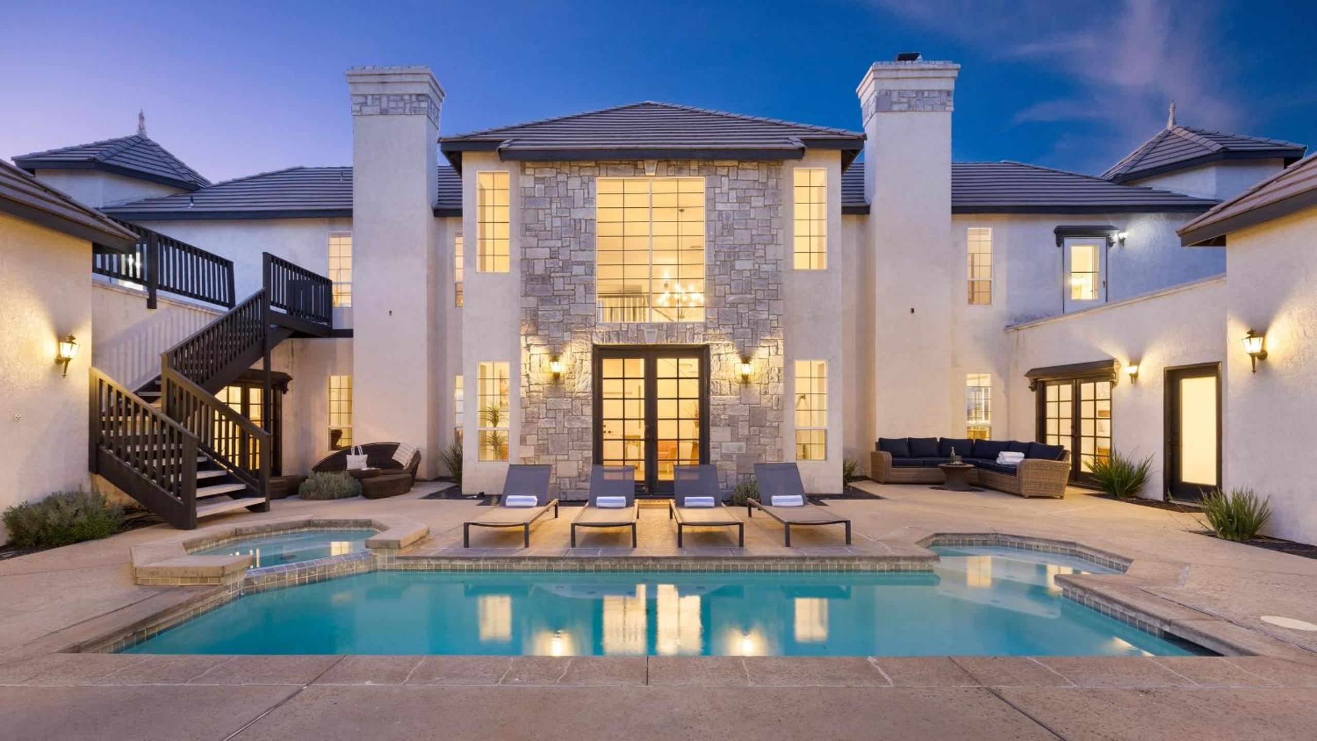 Temecula Stay w Pool Movie Room Sauna Tennis Court Panoramic Valley Views Via de Oro Estate by Avantstay