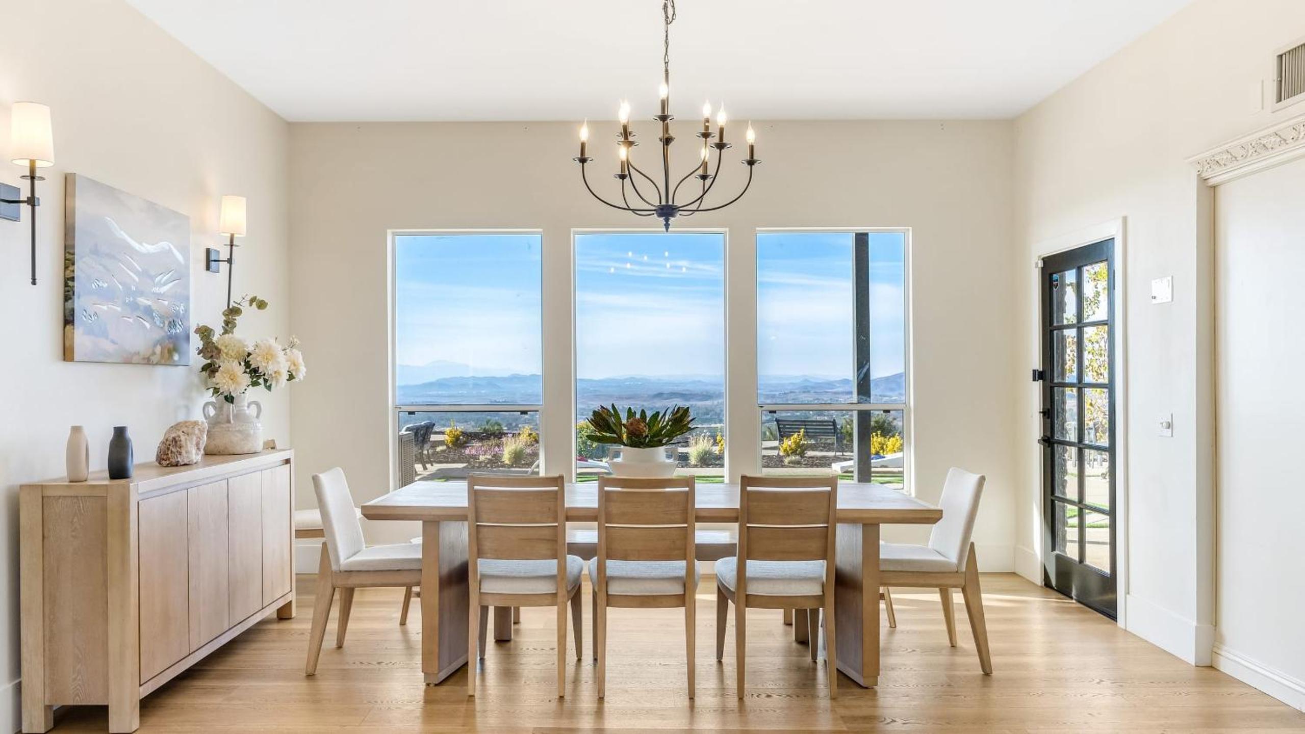 Temecula Stay w Pool Movie Room Sauna Tennis Court Panoramic Valley Views Via de Oro Estate by Avantstay