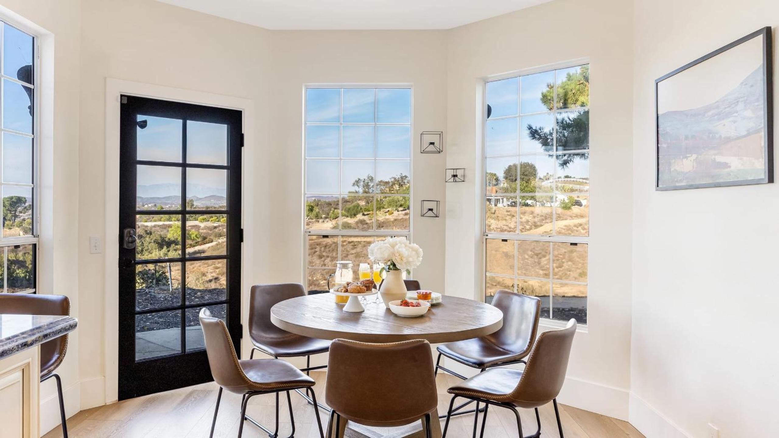 Temecula Stay w Pool Movie Room Sauna Tennis Court Panoramic Valley Views Via de Oro Estate by Avantstay